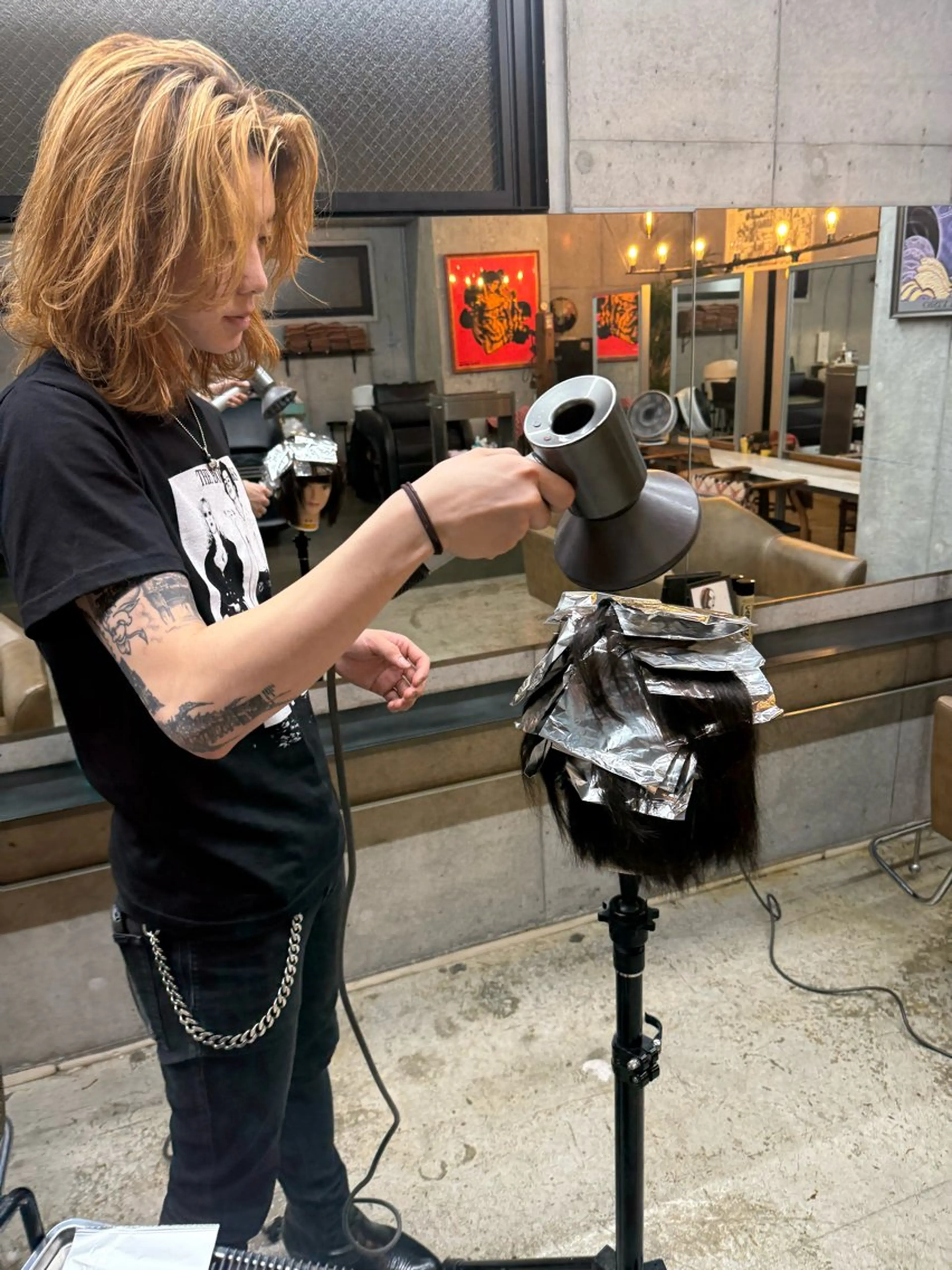 写真は天笠です。天笠のカットモデル専用メニューです。※カットはレイヤーカットのみ。ミディアム、ロング専用の写真