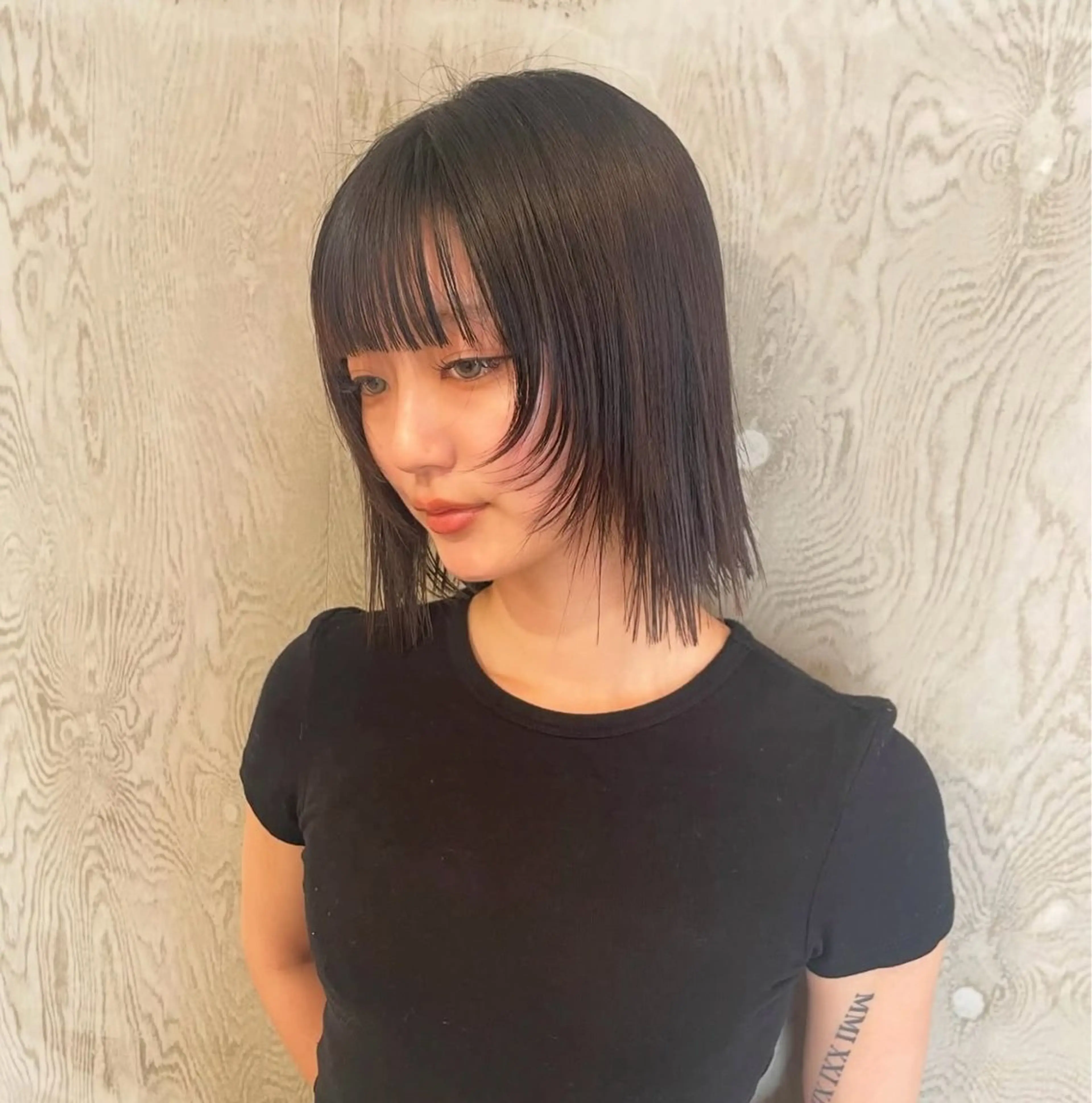 ショート ボブ 顔まわりレイヤー 顔周りカット レイヤーカット GRANDEUR焼津 村越 捺稀のヘアスタイル