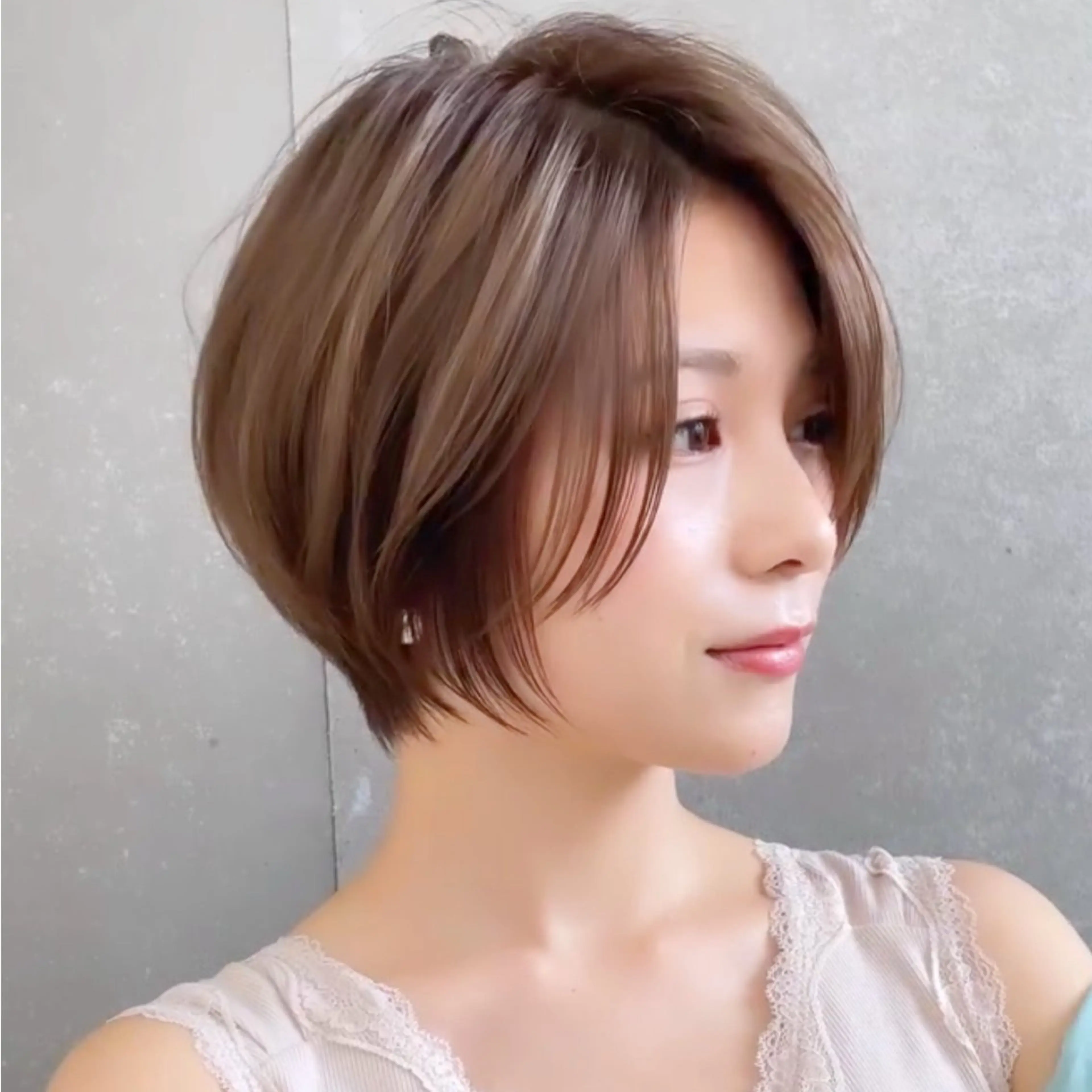 ショート カラー パーマ カット 縮毛矯正 トリートメント ✂️ショート・ボブ Lond　Bloomのヘアスタイル