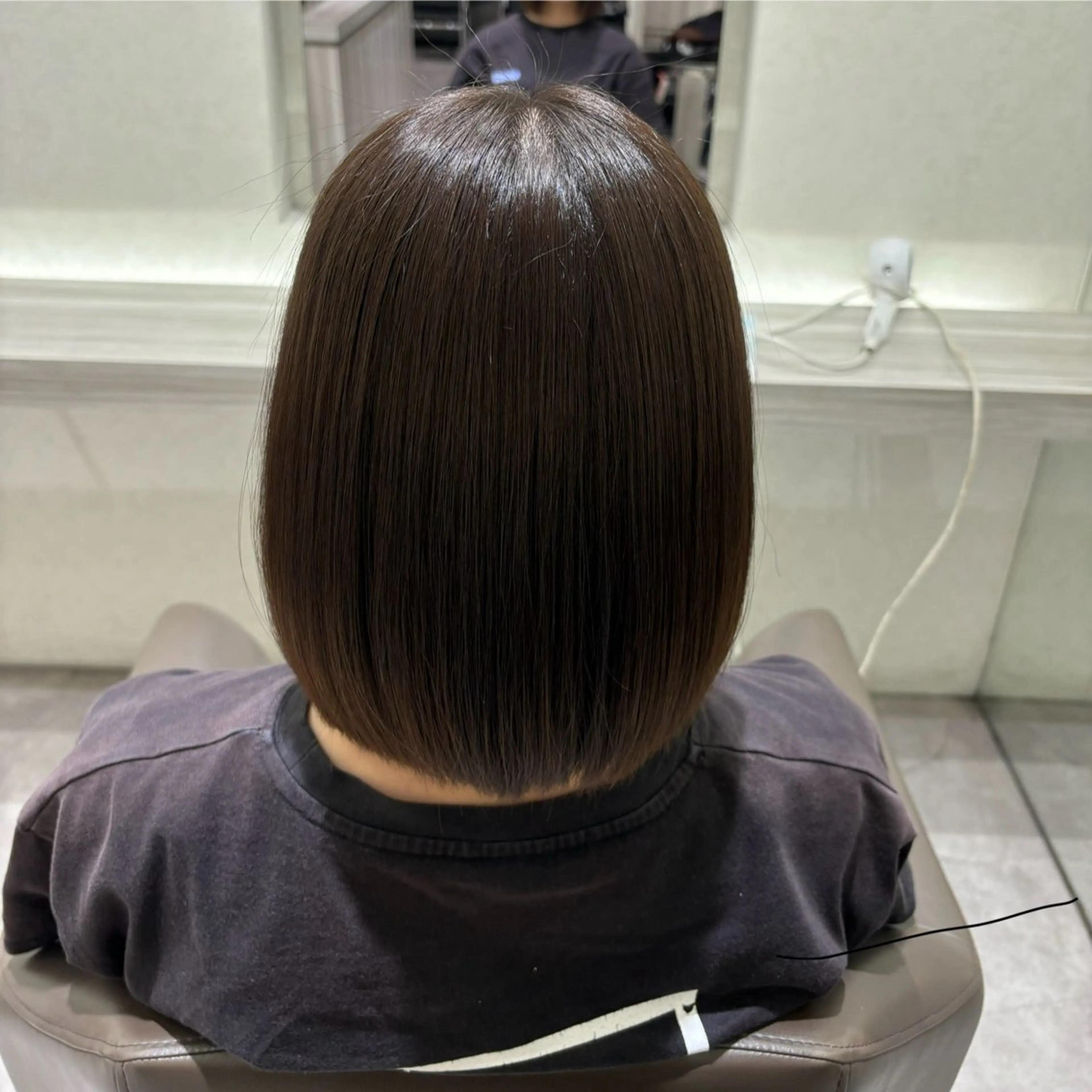 ミディアム 二村 晃帆のヘアスタイル