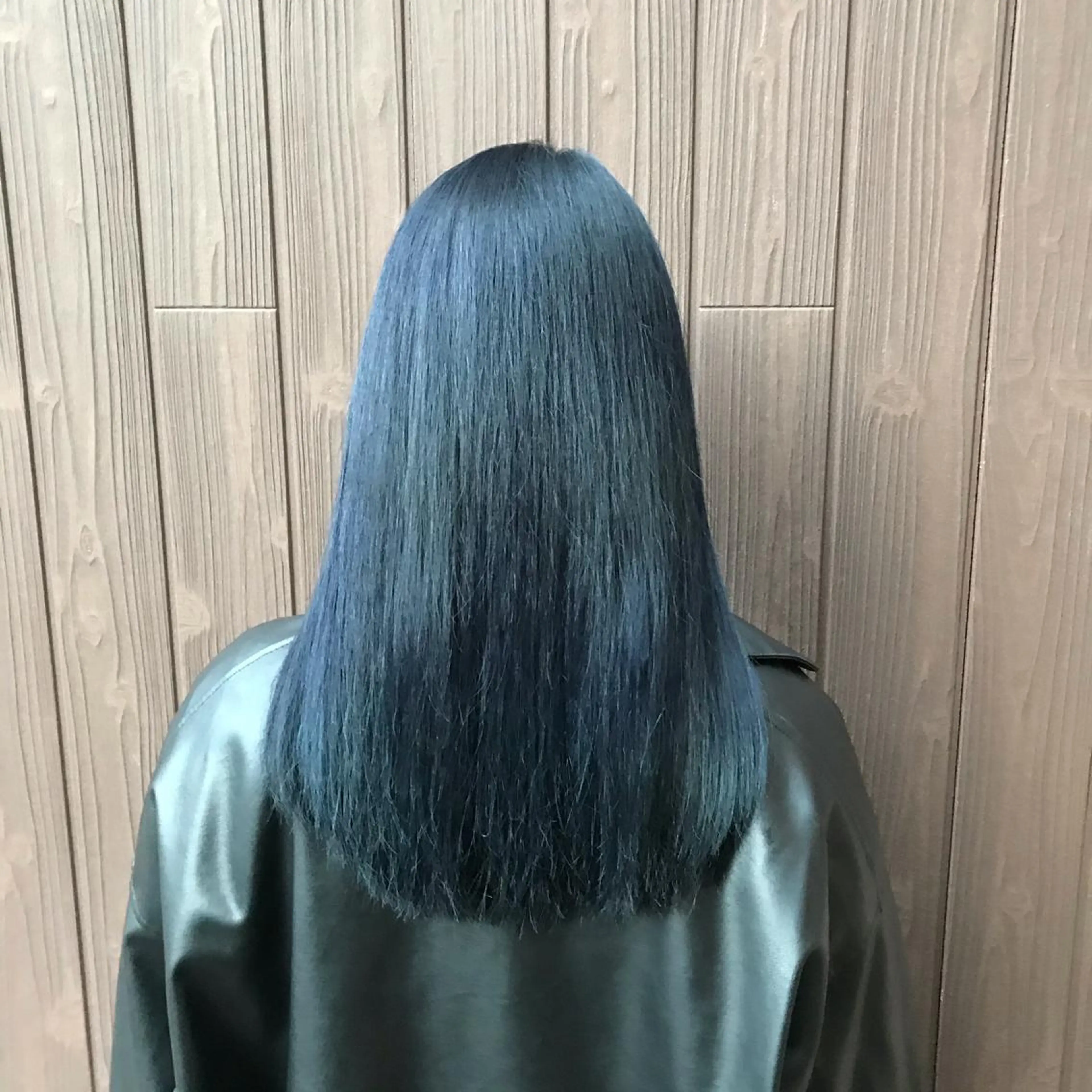 カラー 十文字 玲音のヘアスタイル