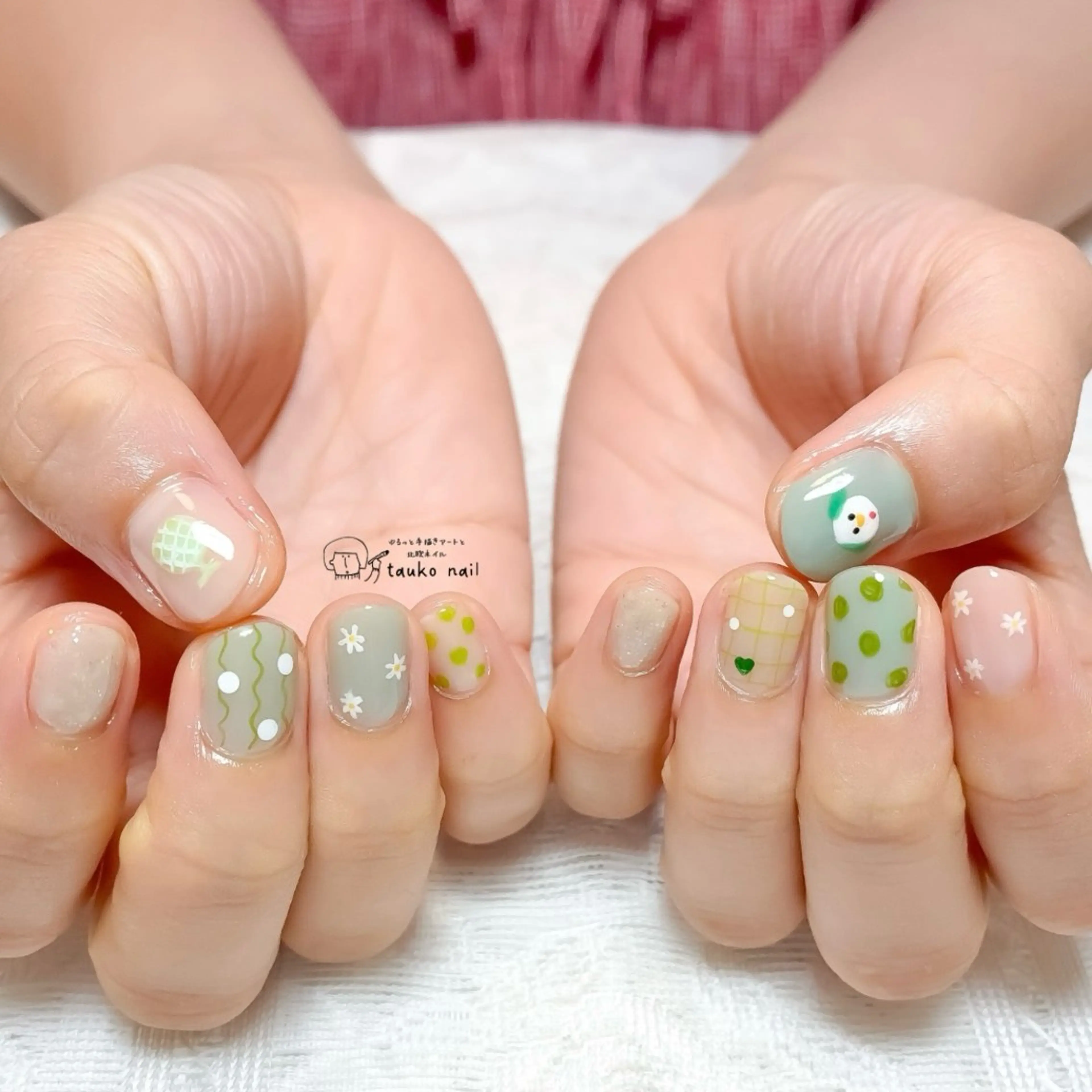ネイル グリーン ハンドネイル tauko nailのネイルデザイン