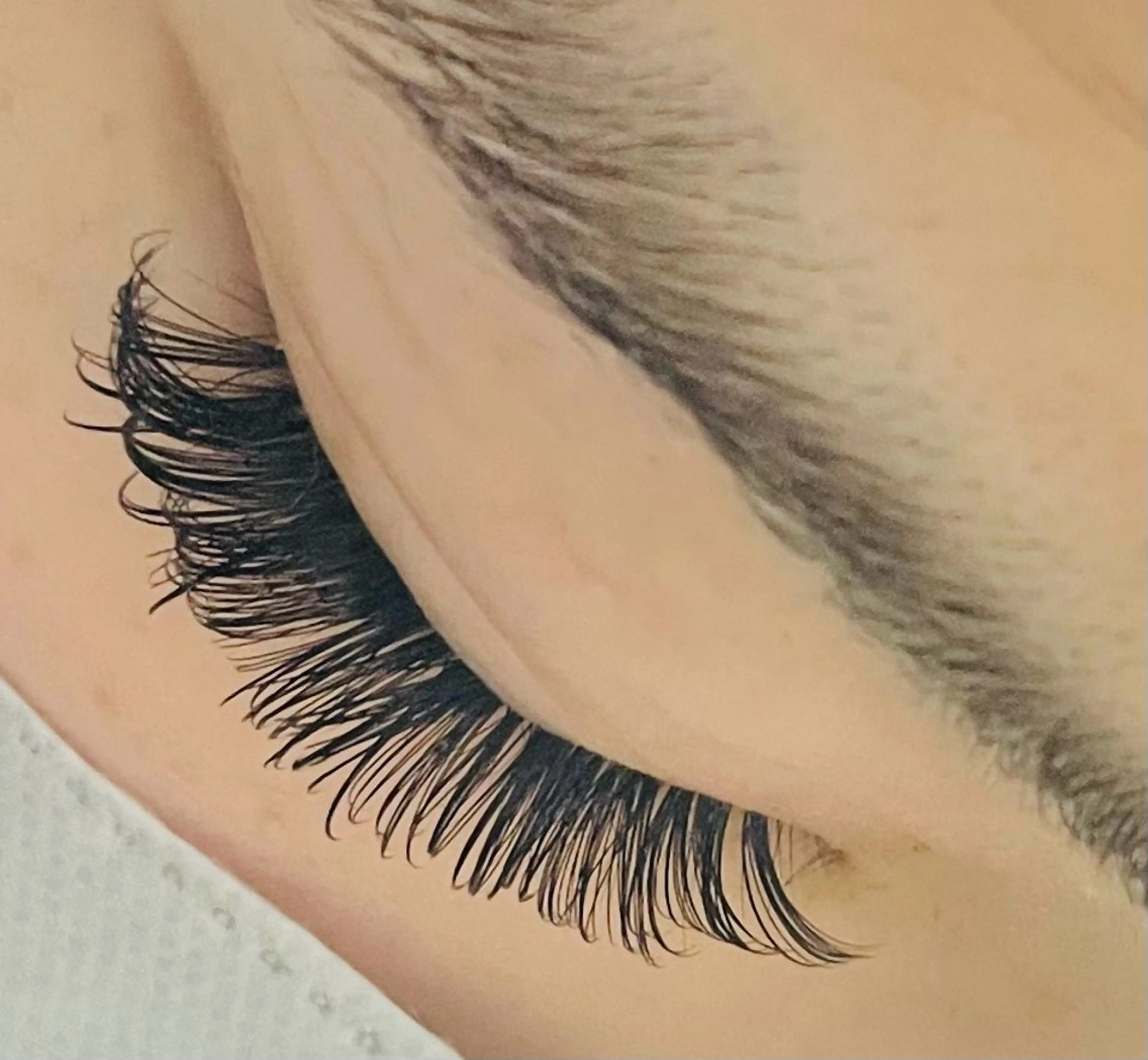 マツエク・マツパ ボリュームラッシュ ペペEye Beauty新宿のマツエク・マツパデザイン