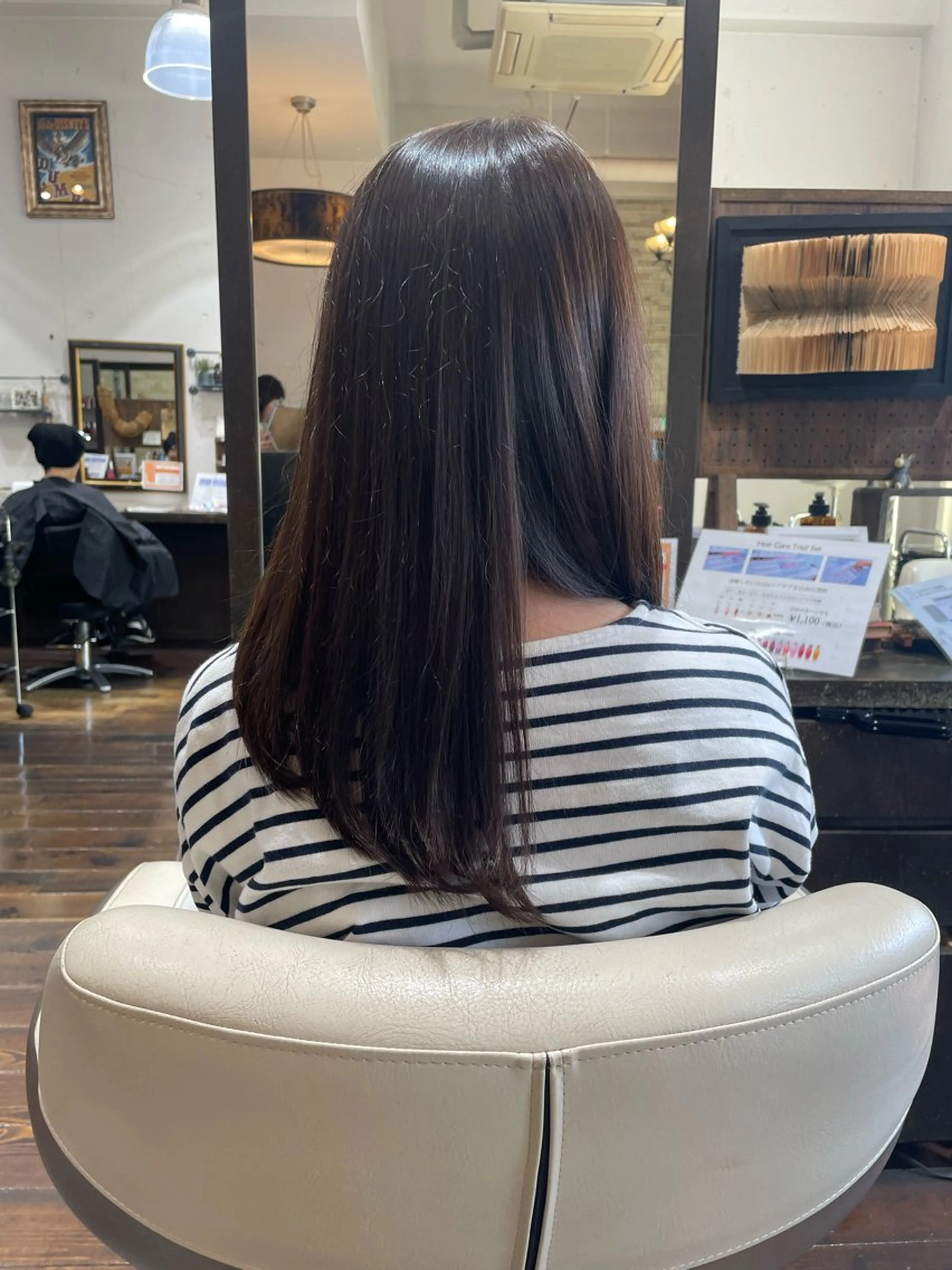 ロング ロングレイヤー 顔まわりレイヤー レイヤーカット ロング 【高辻店✂️】黒川 レディースモデル募集のヘアスタイル