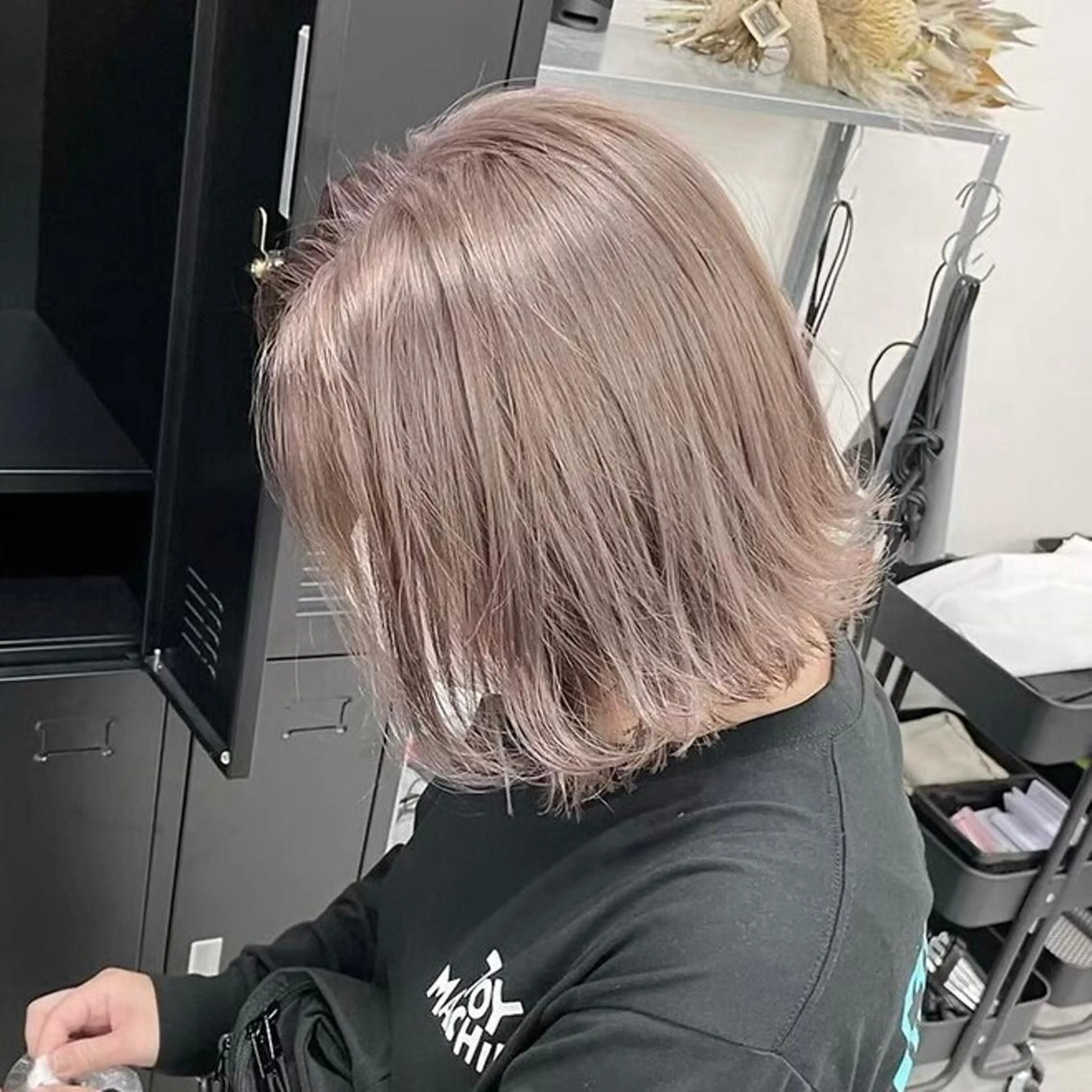 ショート 韓国風カラー ボブ 外国人風カラー ハイライト 髪質改善 メンズカット✂️ ¥2,200〜*土田のヘアスタイル