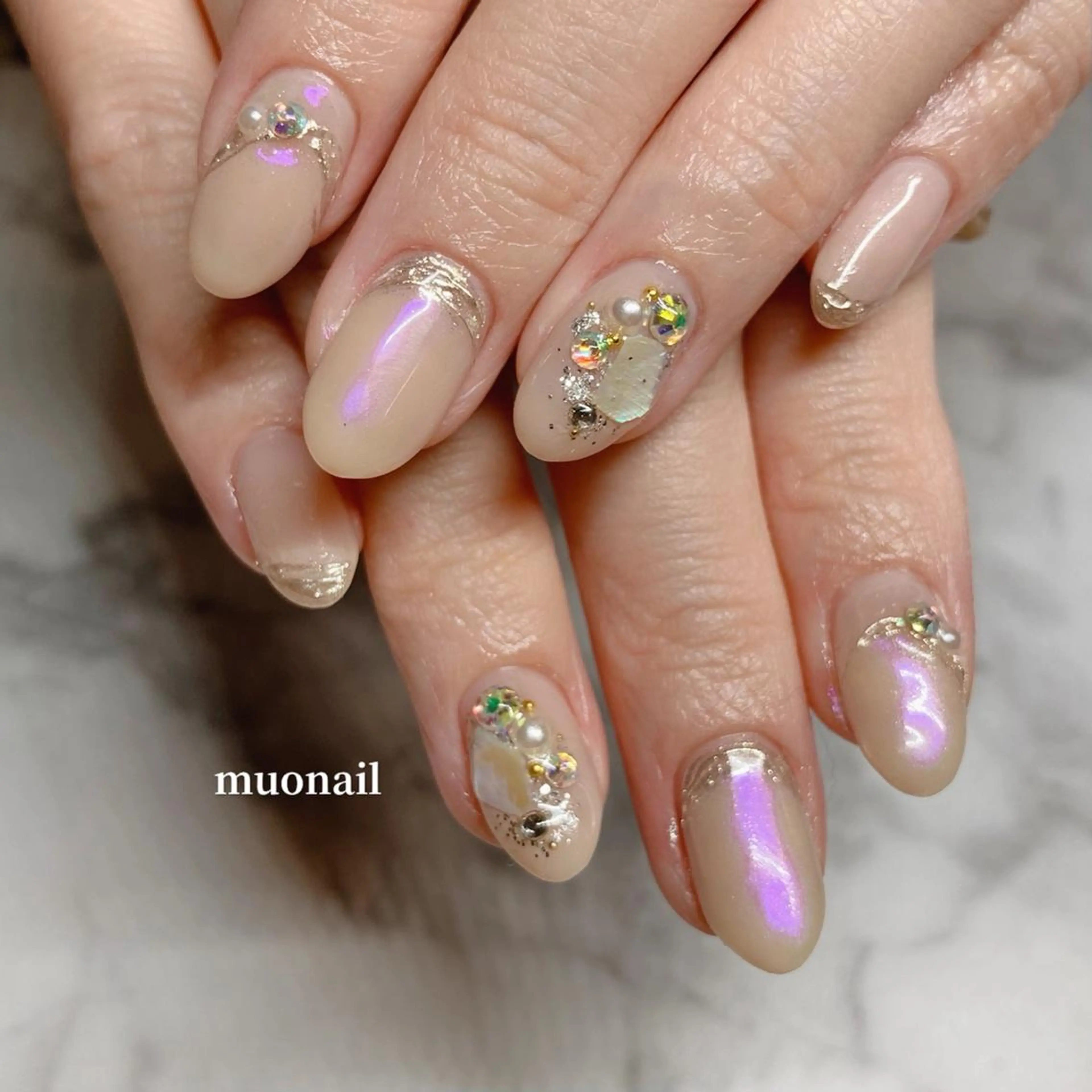 ネイル ストーンネイル Sand by muoのネイルデザイン