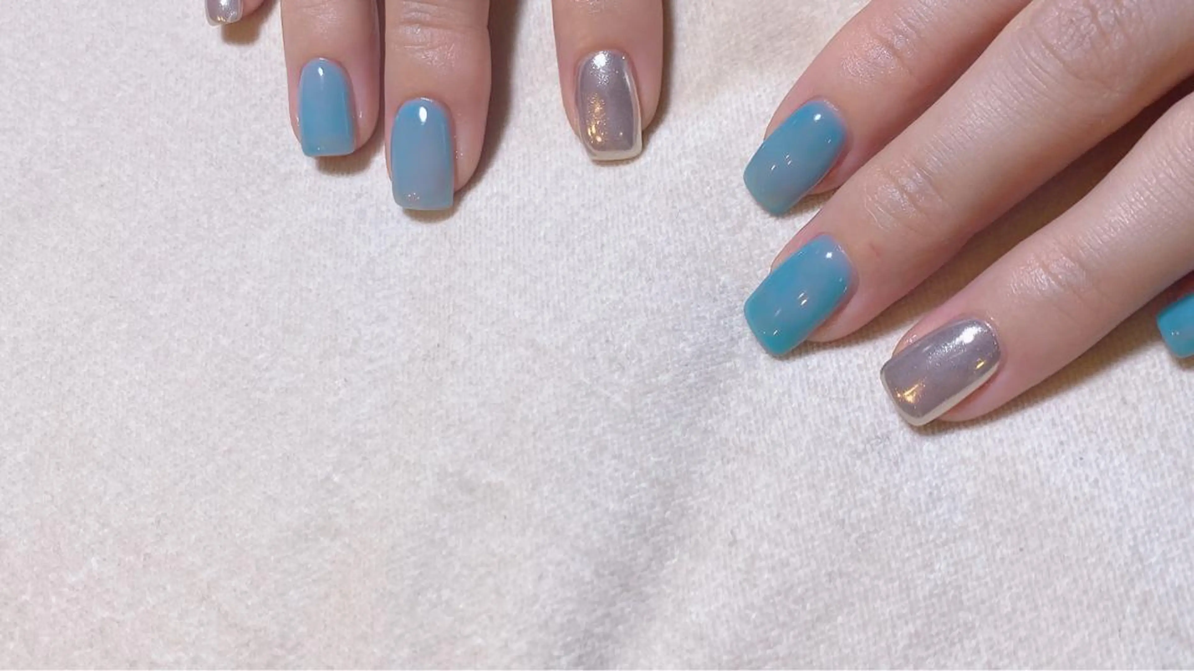 ネイル ミラーネイル Nail Room Bellisのネイルデザイン