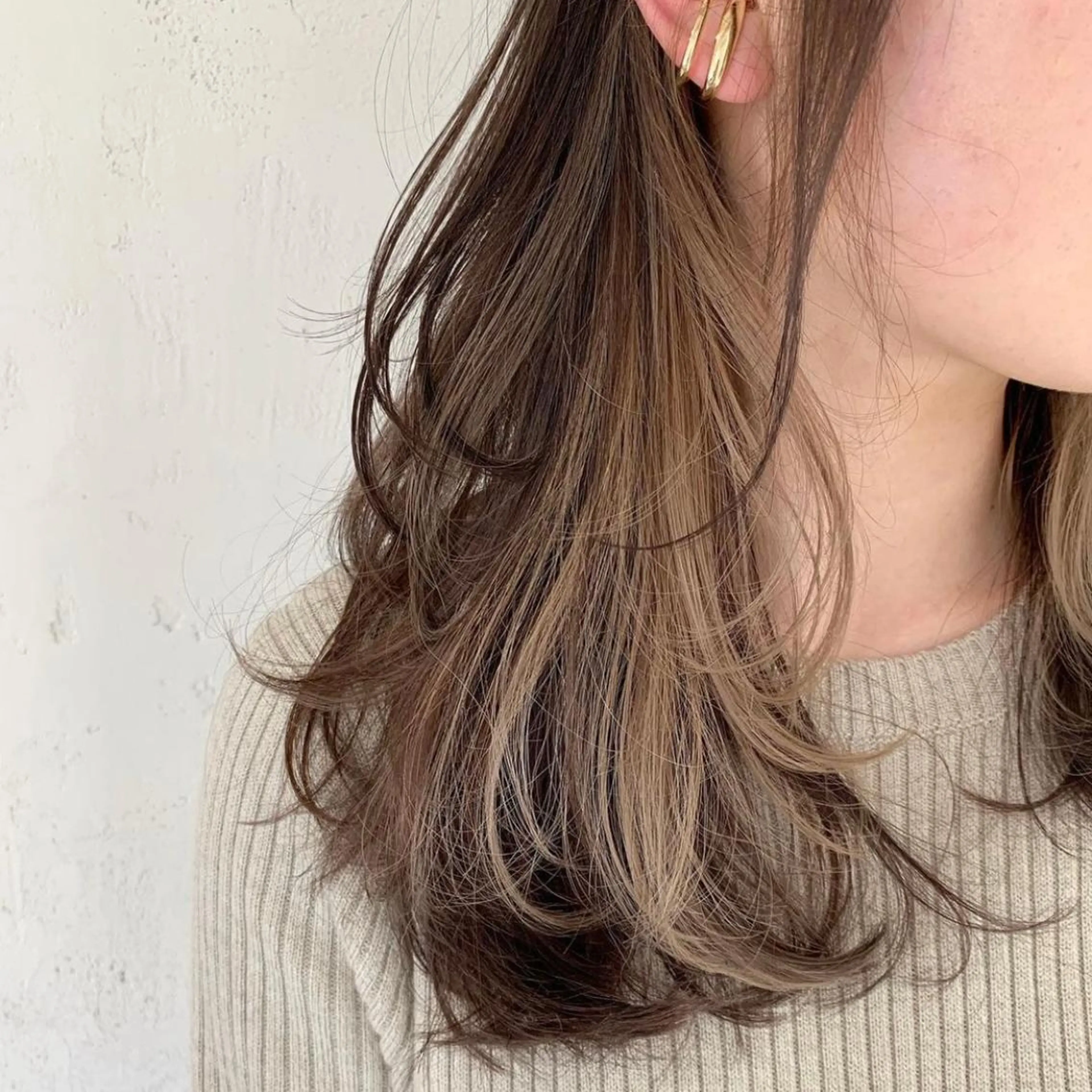 ミディアム カラー インナーカラー ハイレイヤー レイヤーカット ヘアカラー トリートメント 似合わせ特化🌷 kasumiのヘアスタイル