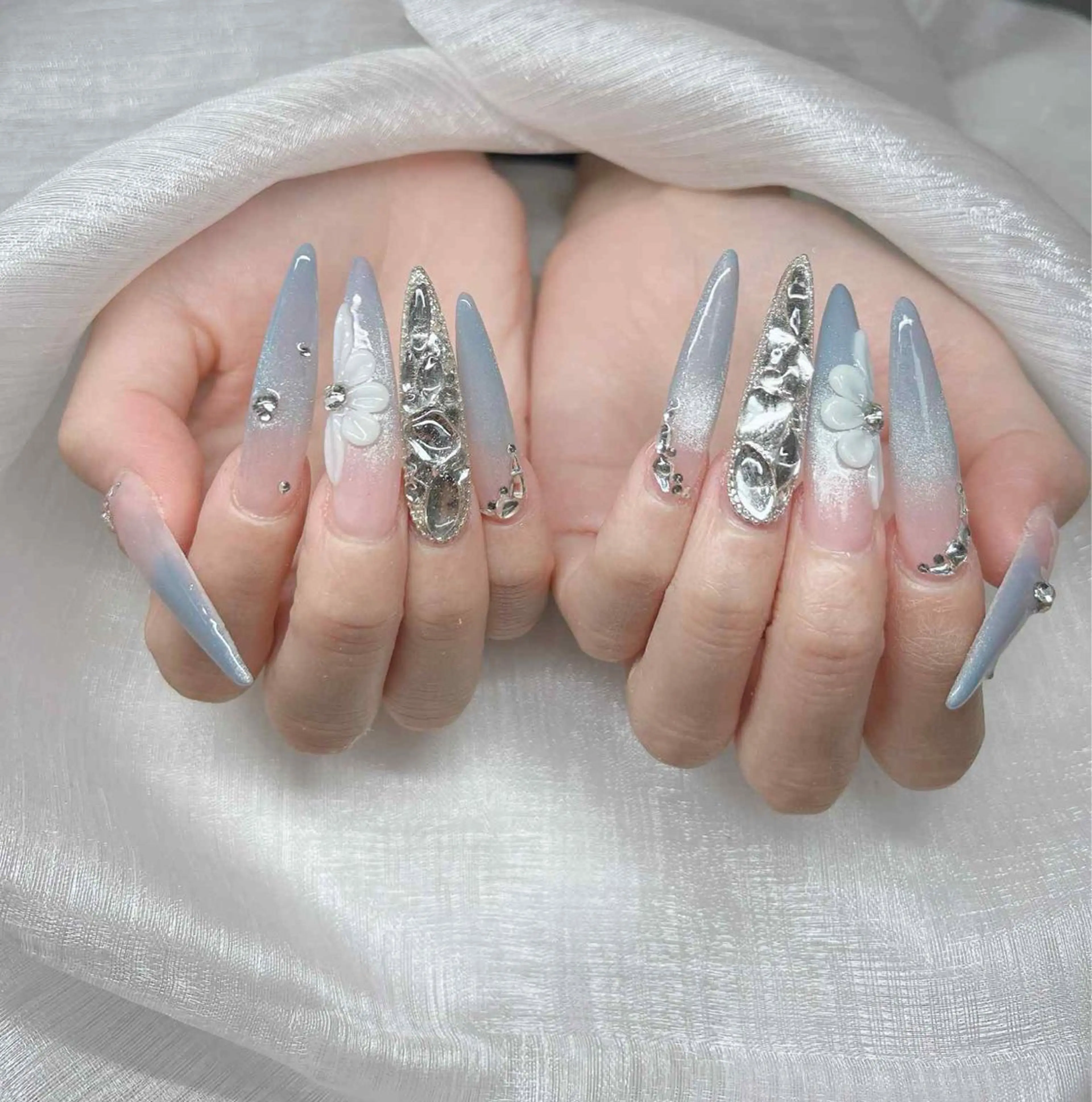 ネイル ハンドネイル Lee Nails チップ長さだし専門店のネイルデザイン