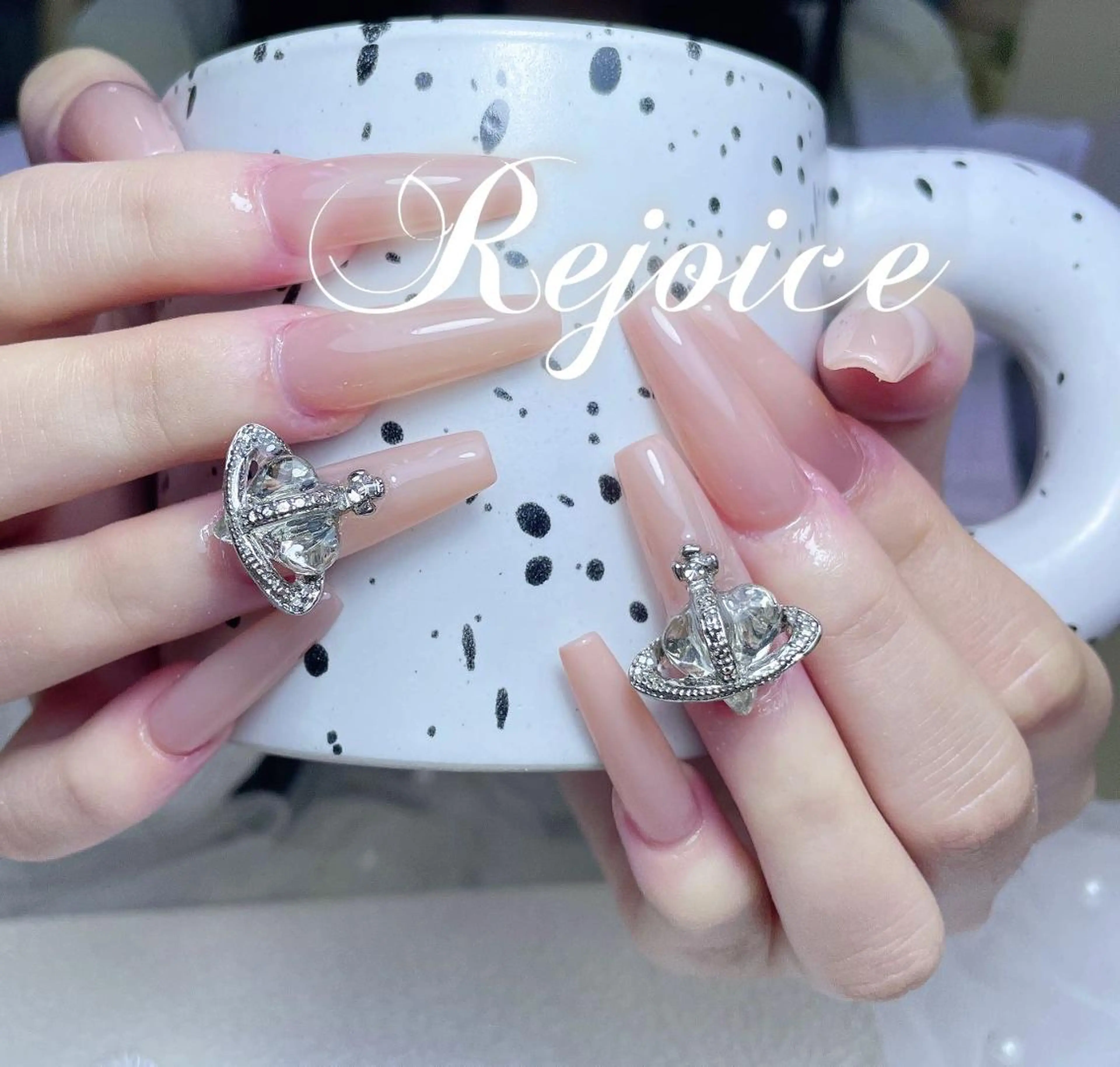 ネイル ハンドネイル ナナ　ネイル Salonのネイルデザイン