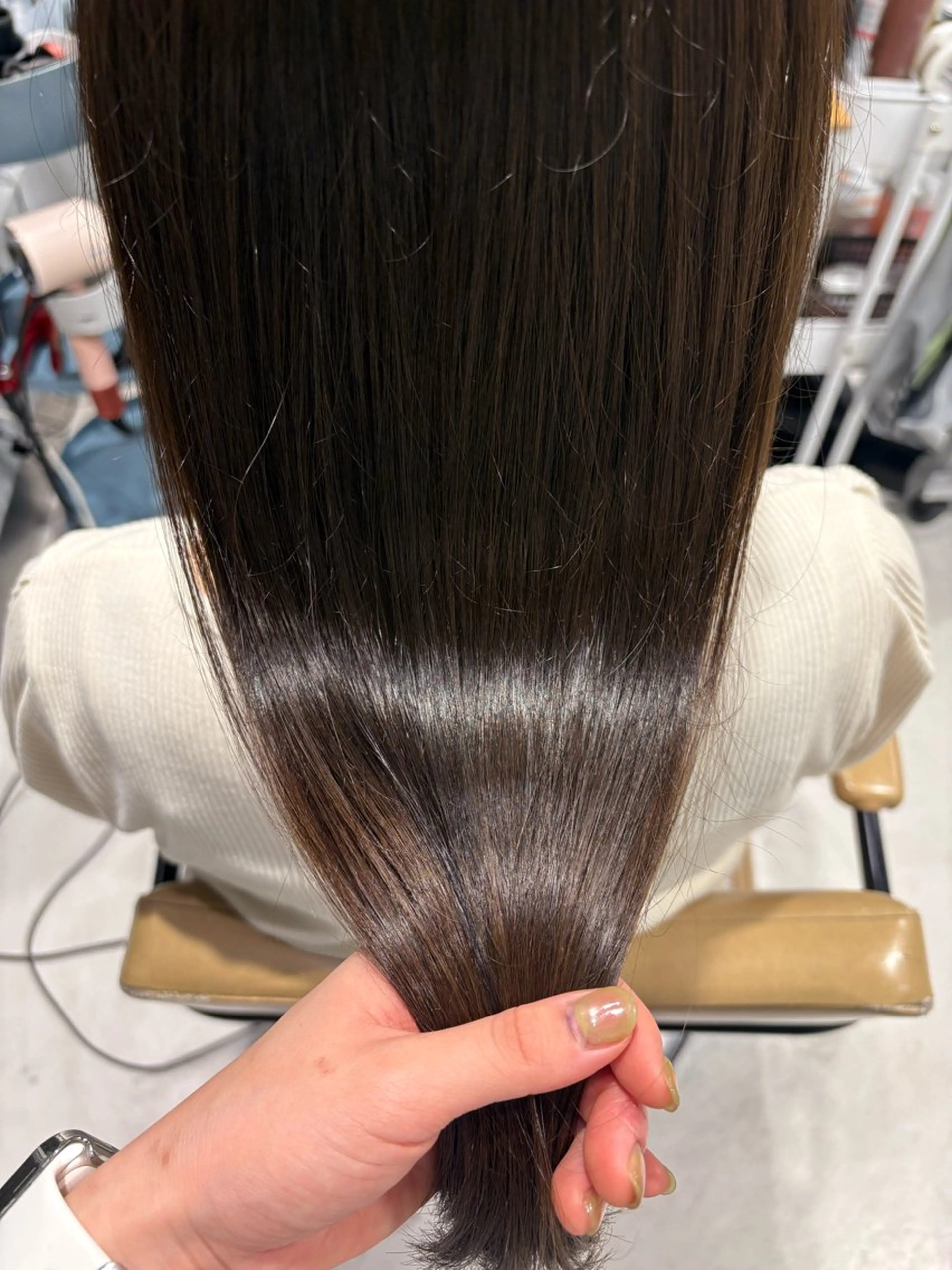 トリートメント 長谷川 菜々子のヘアスタイル