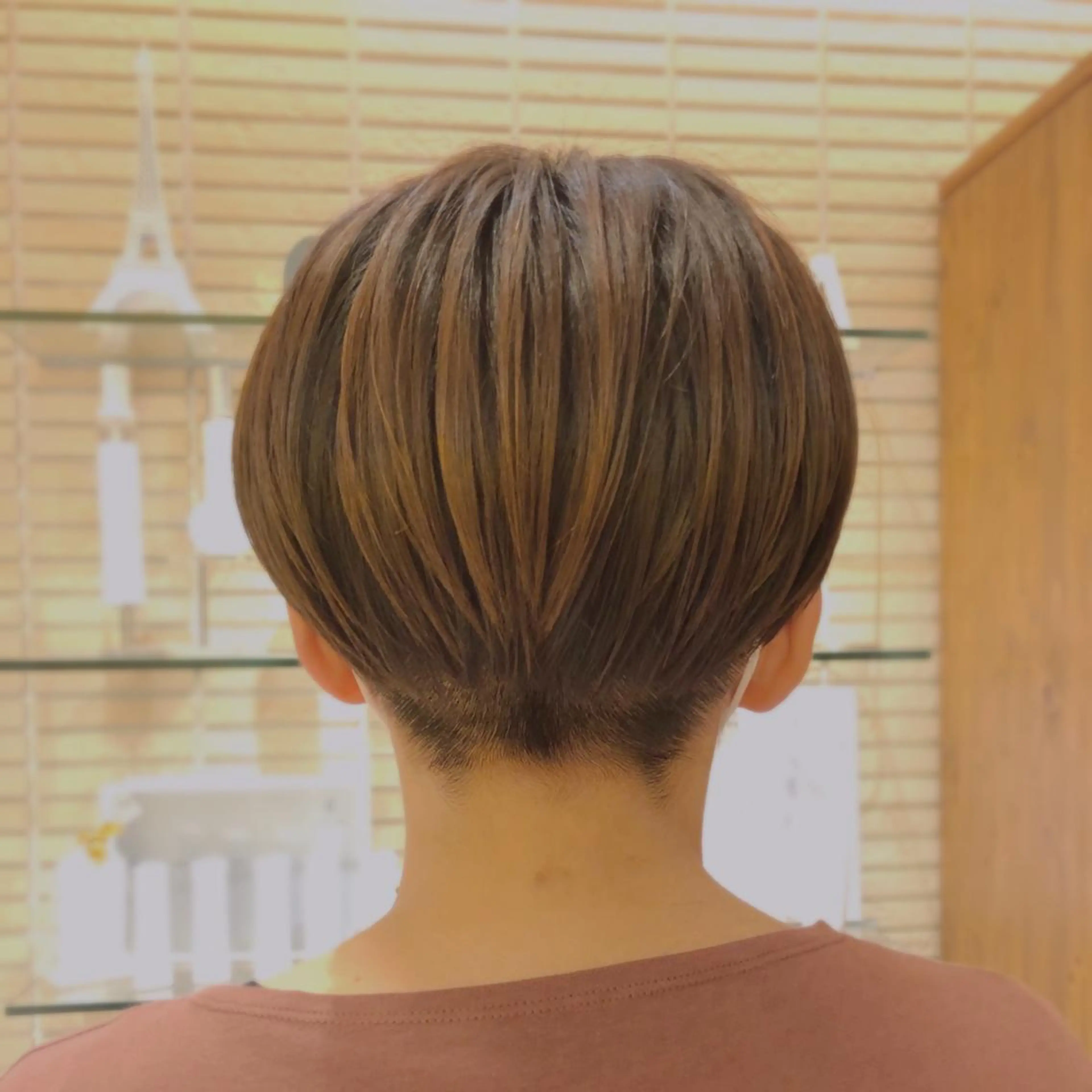 ショート ハンサムショート ショートヘア 小野寺 モエカのヘアスタイル