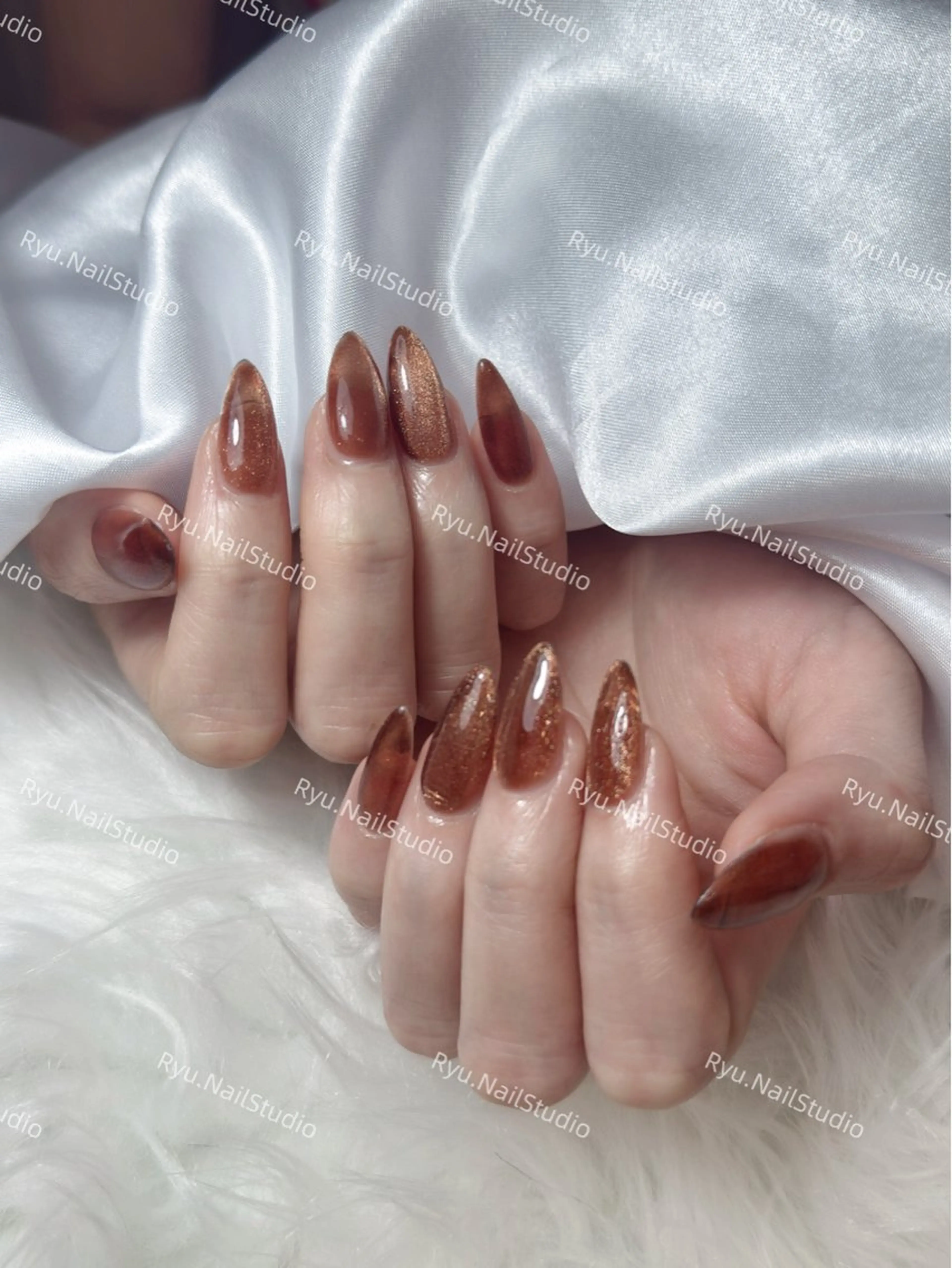 ネイル アートネイル ジェルネイル キラキラネイル ミラーネイル ニュアンスネイル ハンドネイル Ryu Nail Studio所属・Ryu Nail Studioのネイルデザイン