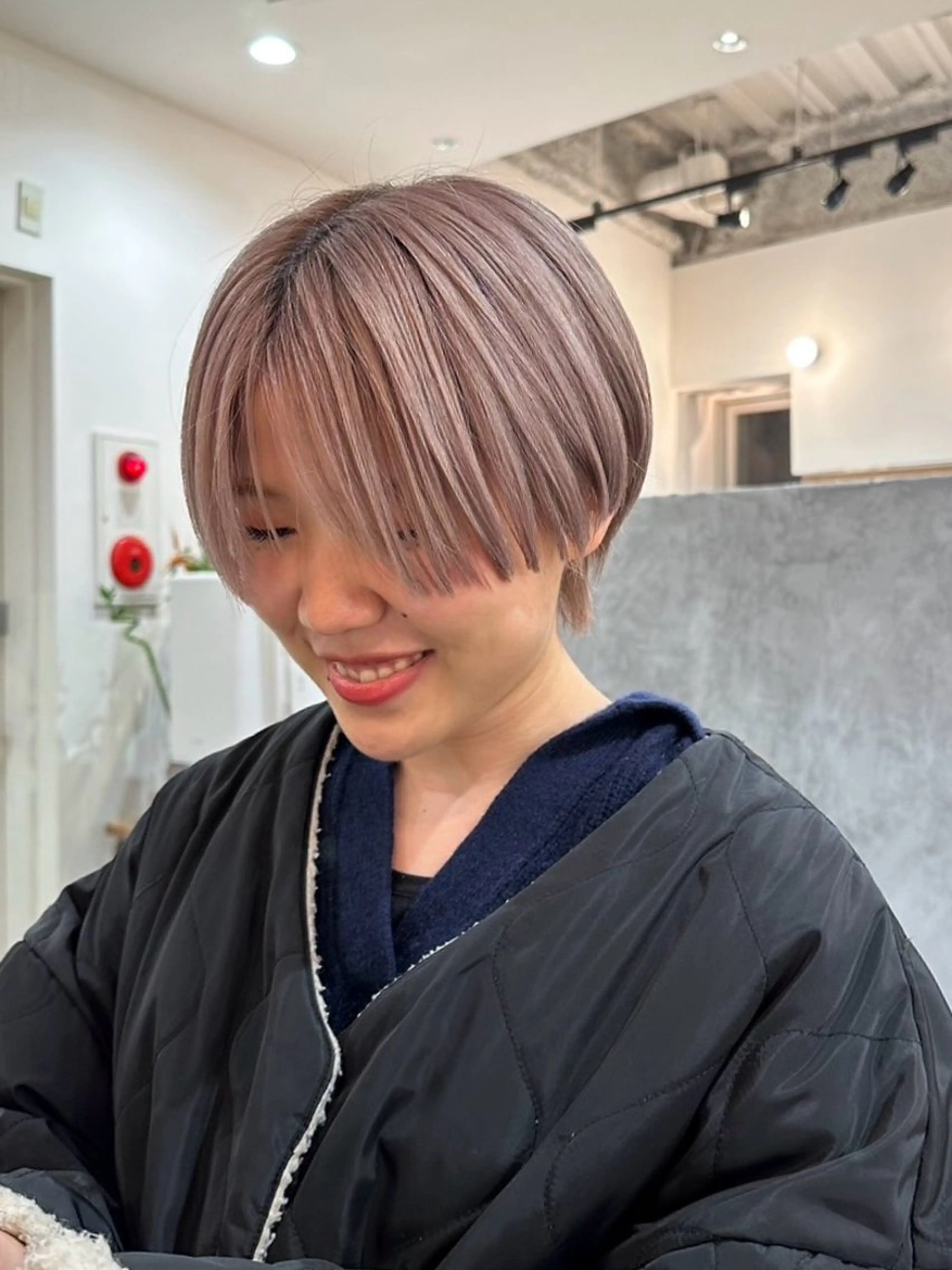 ショート 切りっぱなしボブ 大阪梅田/きょうかのヘアスタイル