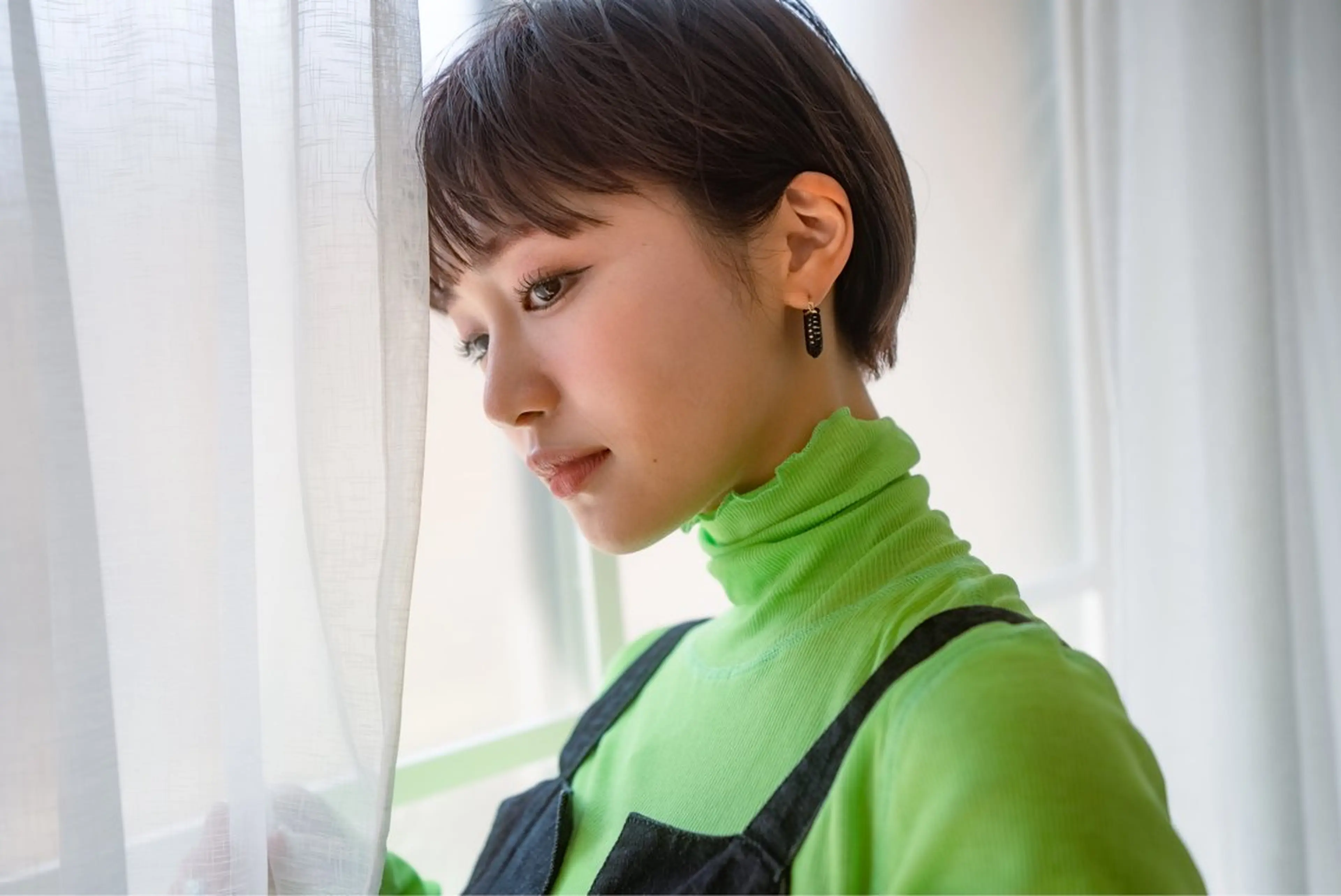 ショート カラー RIN／韓国ヘア レイヤーカットのヘアスタイル