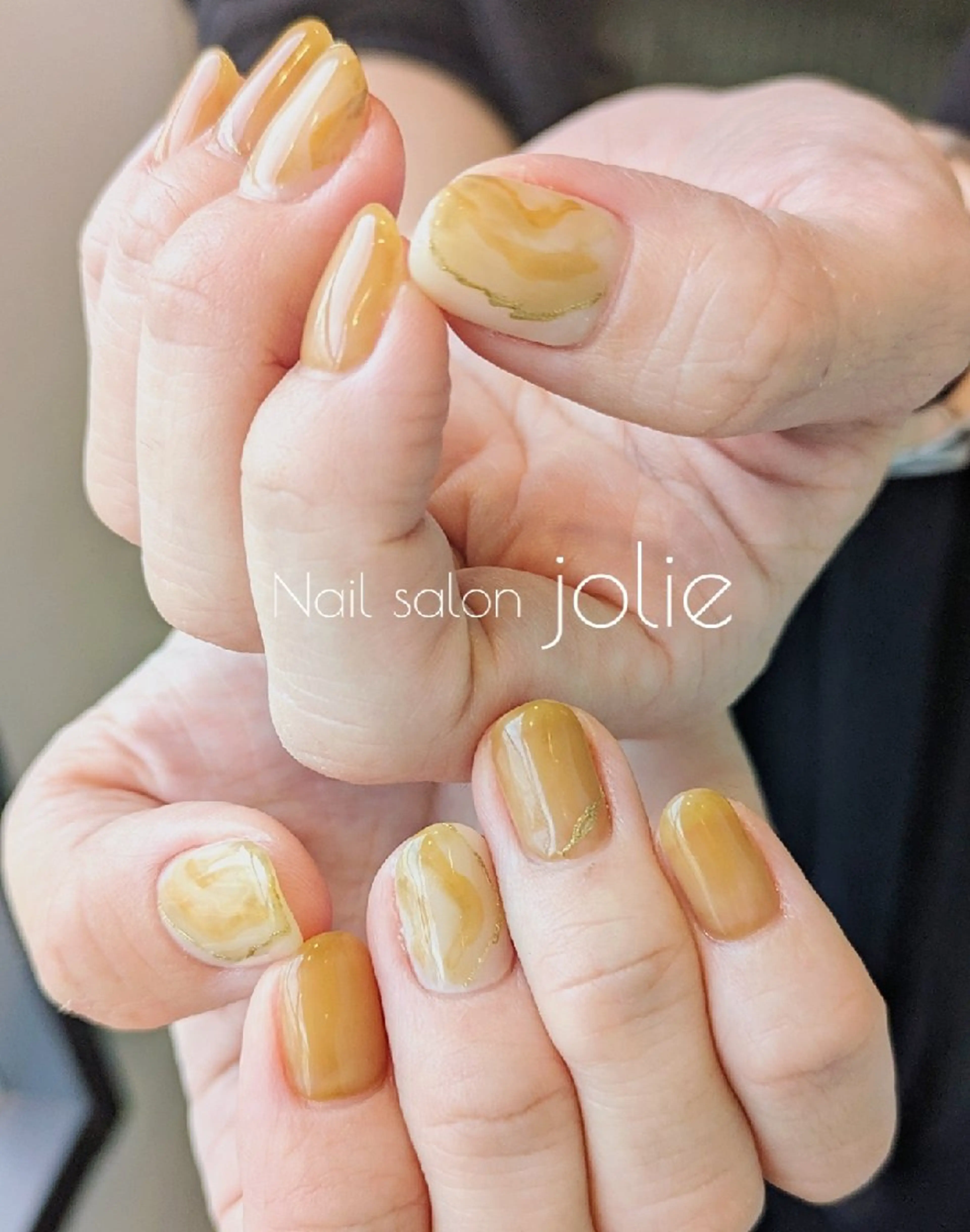 ネイル シンプルネイル jolie  ISIHARAのネイルデザイン
