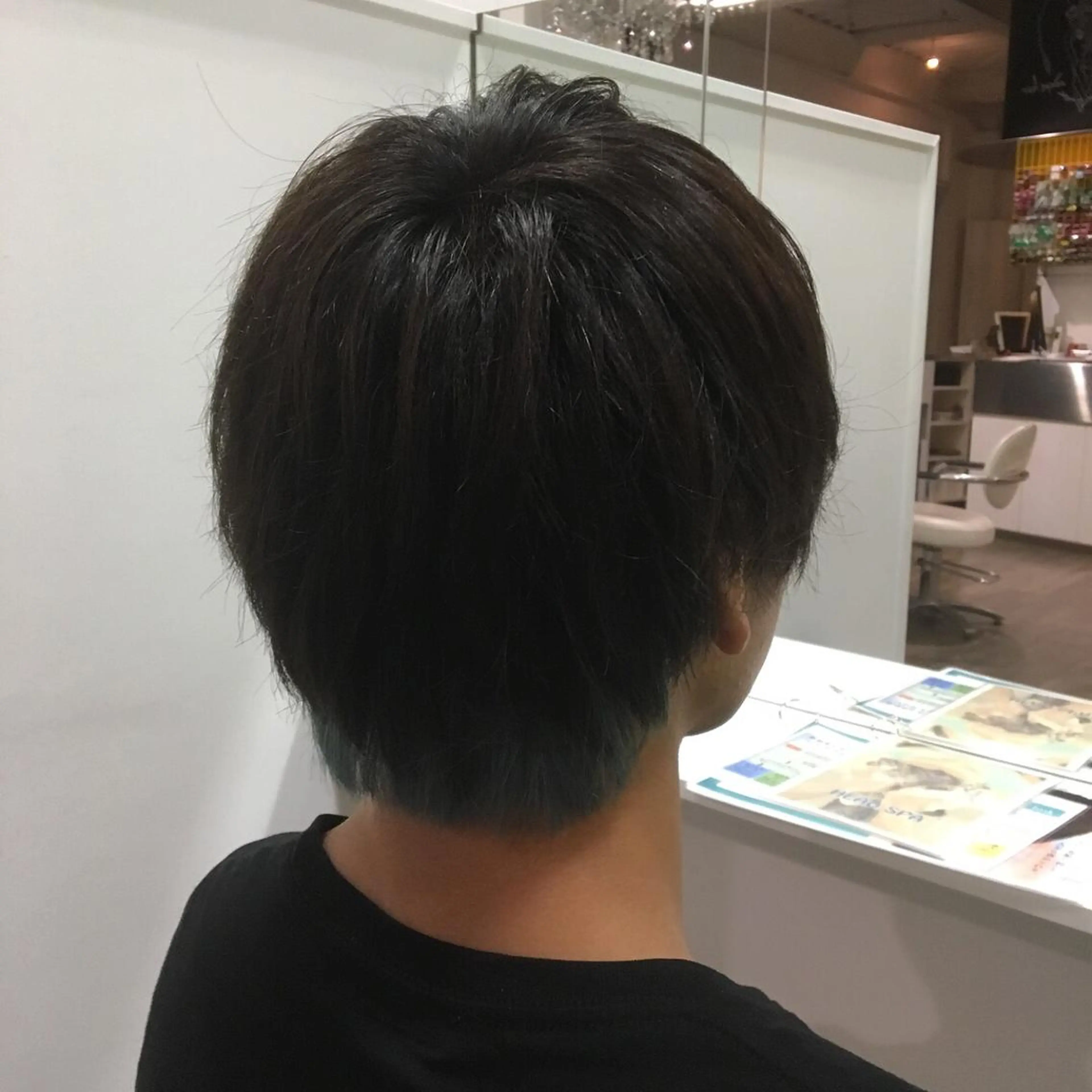 ミディアム カラー メンズ ブルーカラー 石崎 直也のヘアスタイル