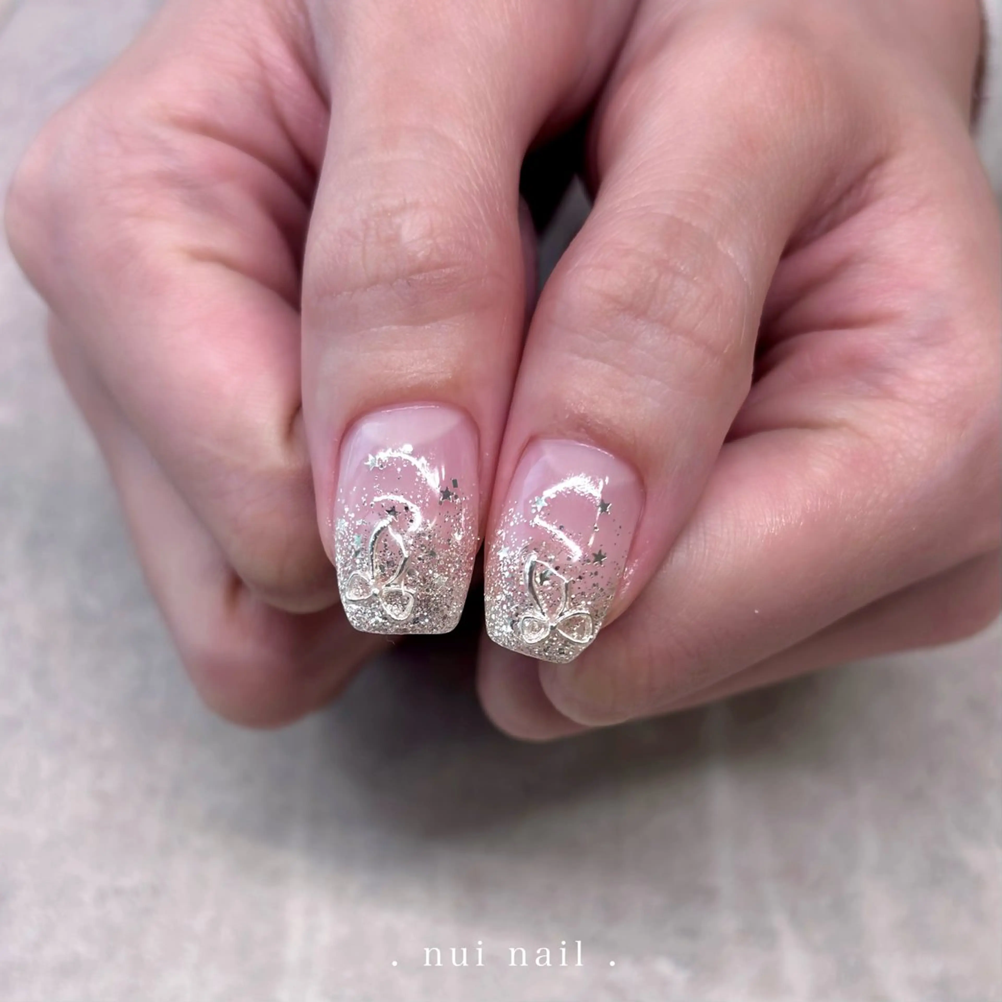 ネイル グラデーション ラメ(グリッター) ラメグラデーション ハンドネイル nui nailのネイルデザイン