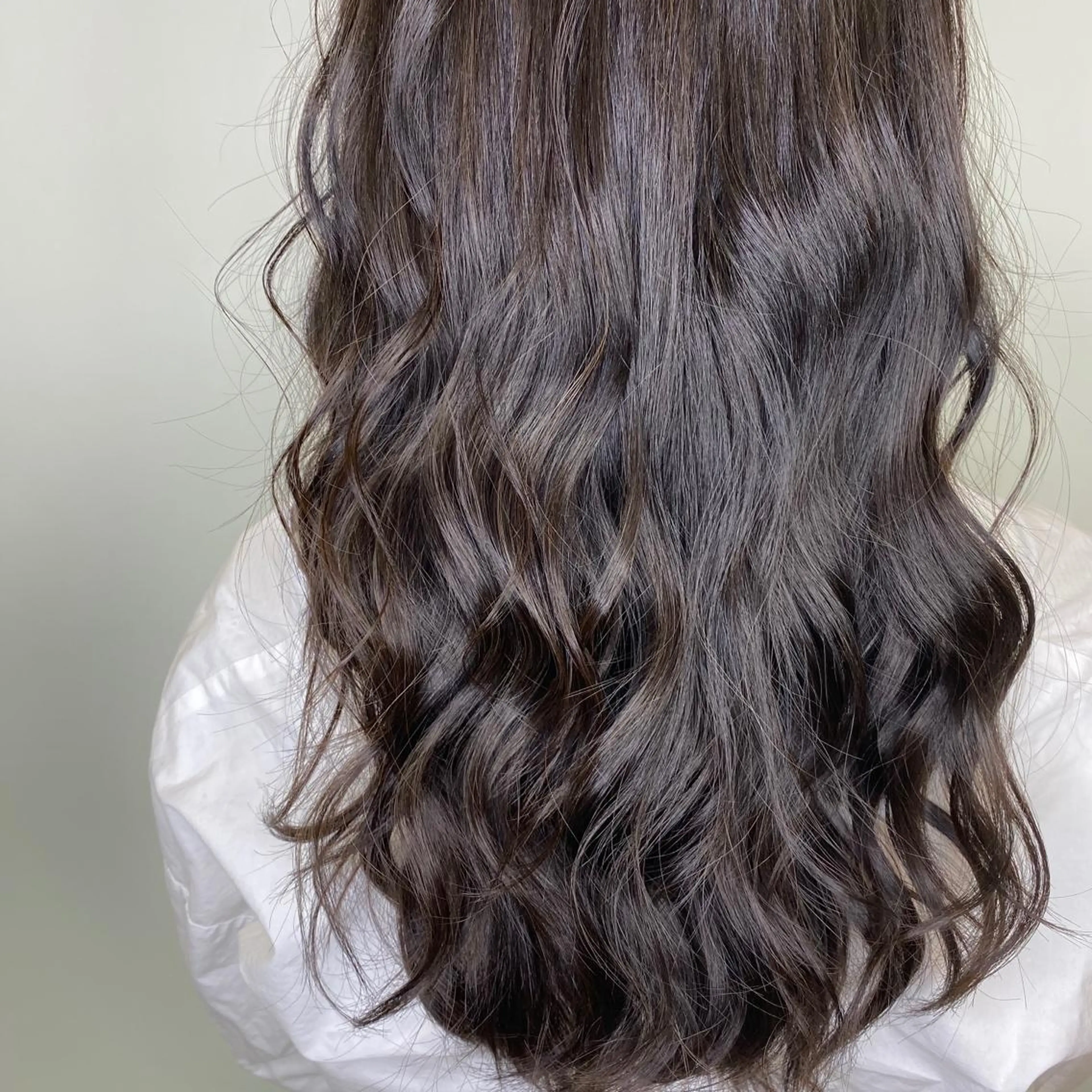 ロング カラー ヘアアレンジ HAIRSALONLOOP所属・川上 麻梨阿のヘアスタイル