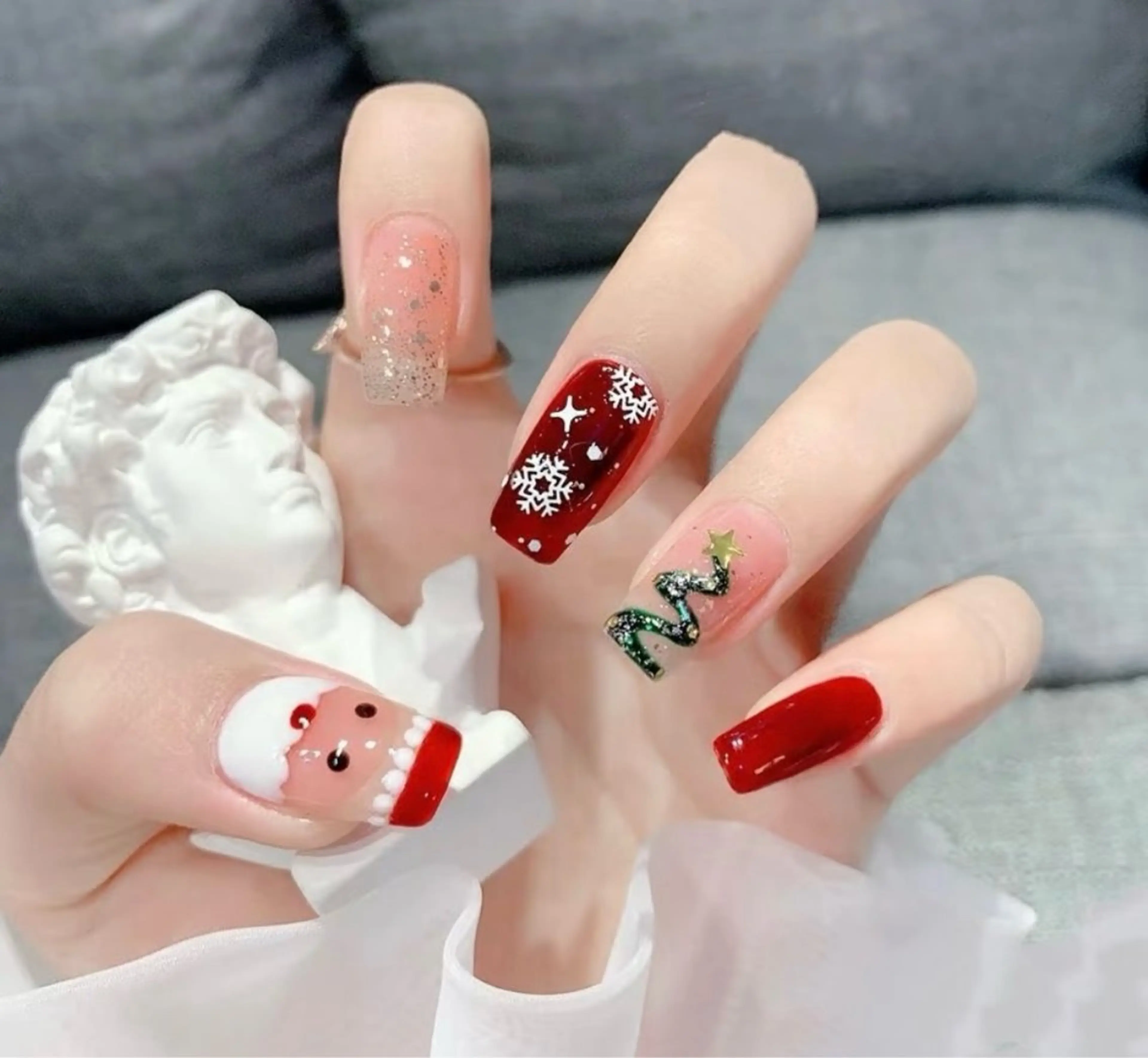 ネイル ハンドネイル queen nail 新宿店のネイルデザイン