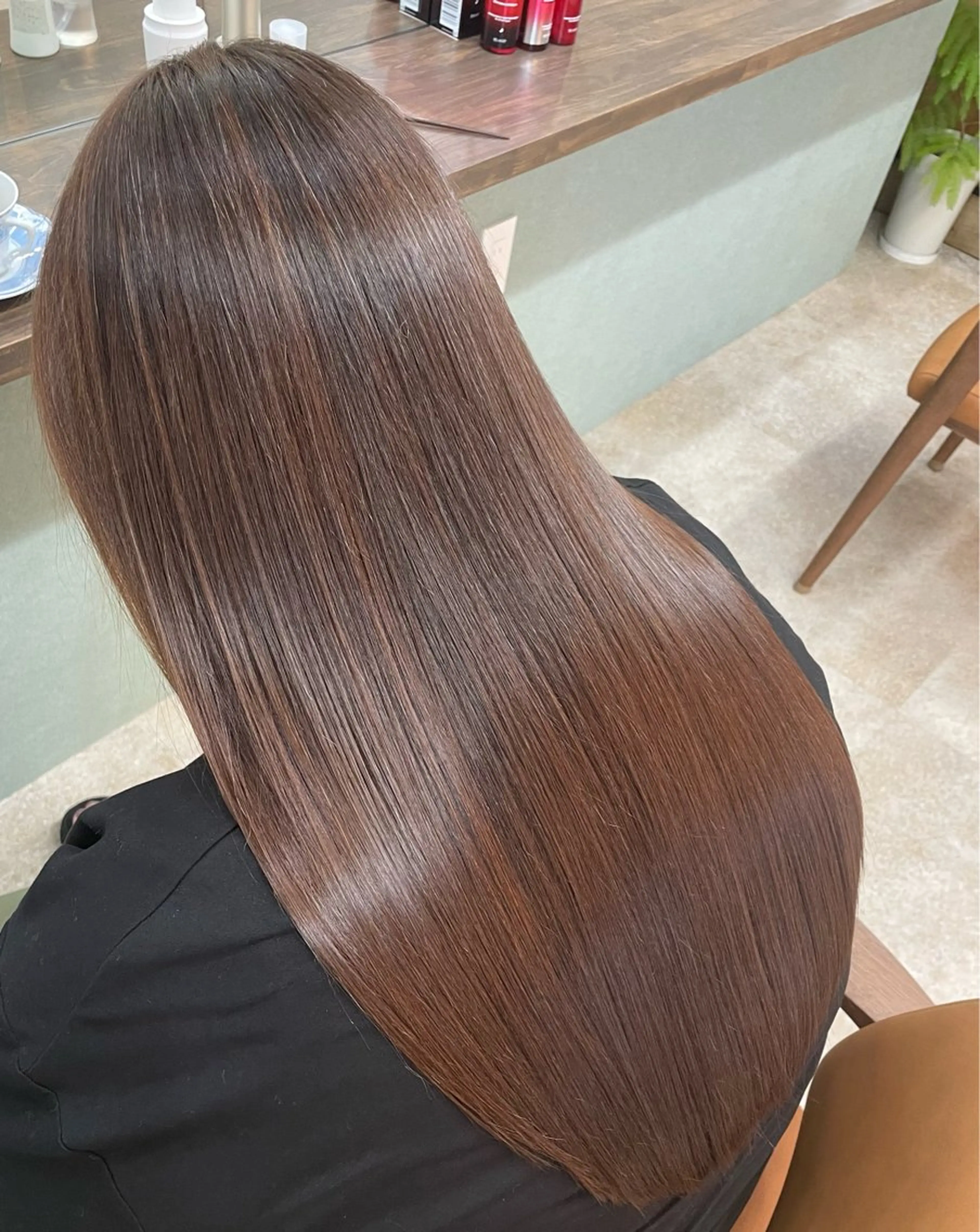 ロング 縮毛矯正 MONTEVERDE所属・吉本 美希のヘアスタイル