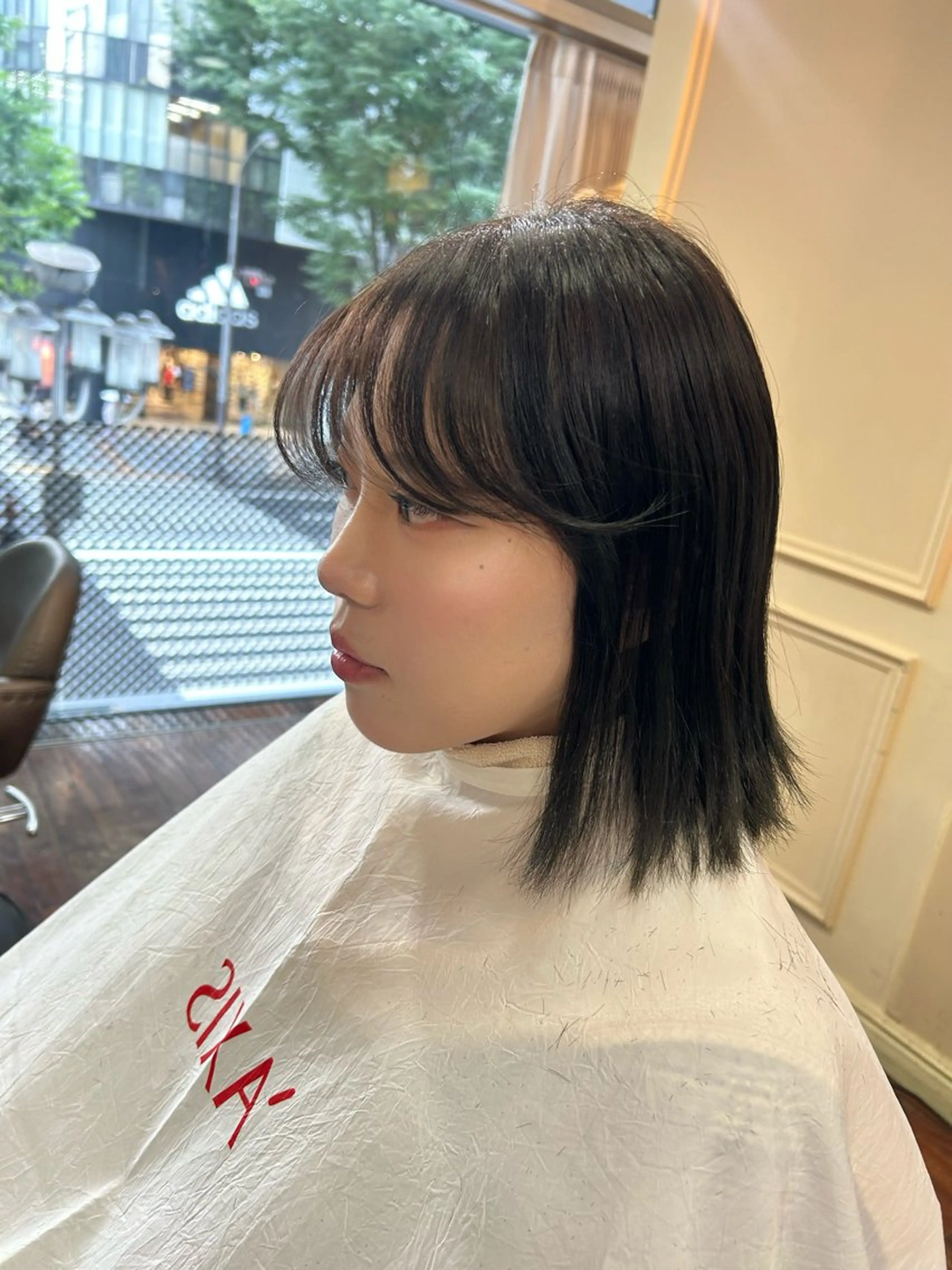 ミディアム 顔周りカット 韓国風ヘア 'AXISガスビル Rinのヘアスタイル