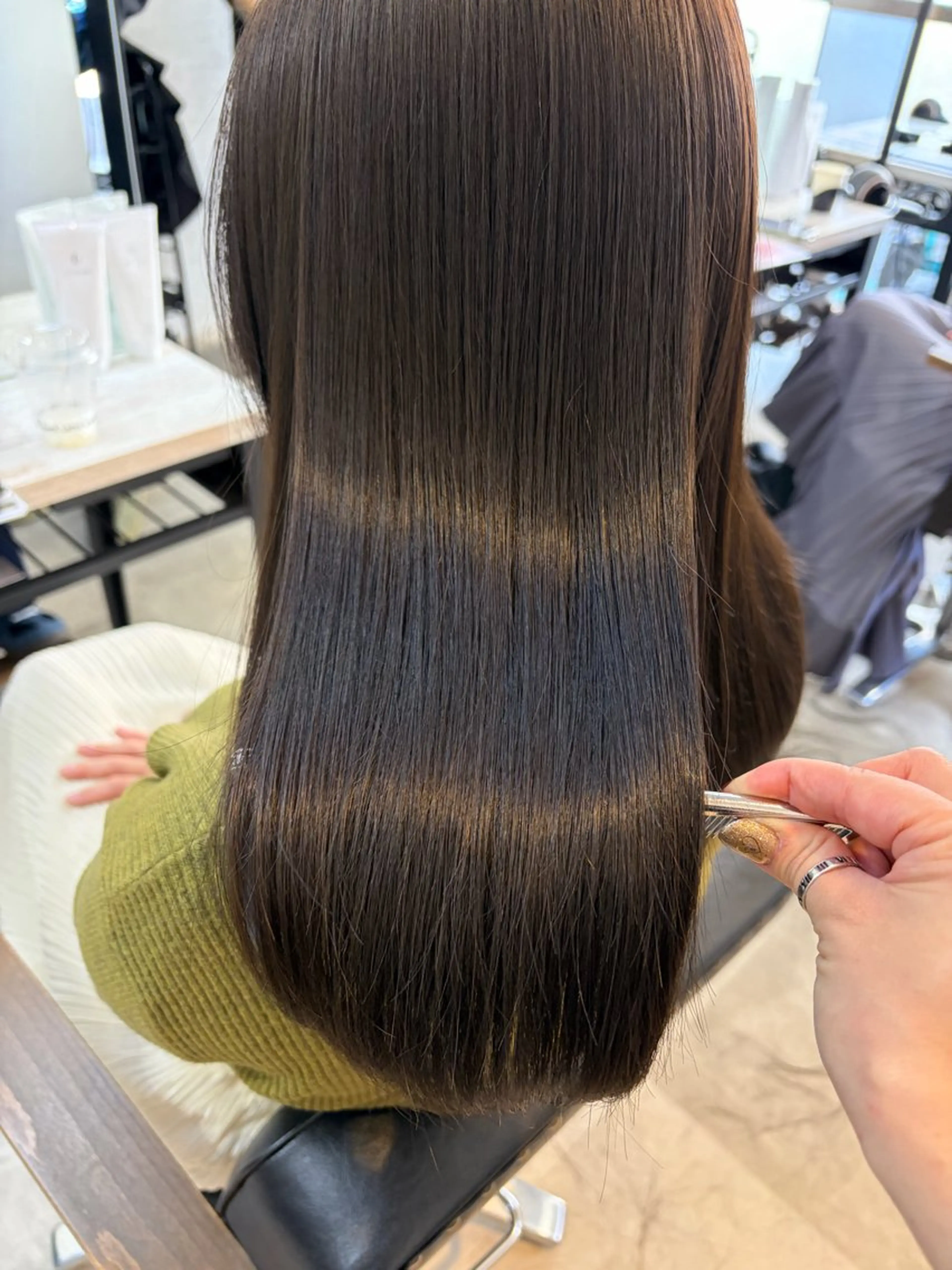 セミロング カラー 🥀韓国ヘア🥀 宮津真菜のヘアスタイル