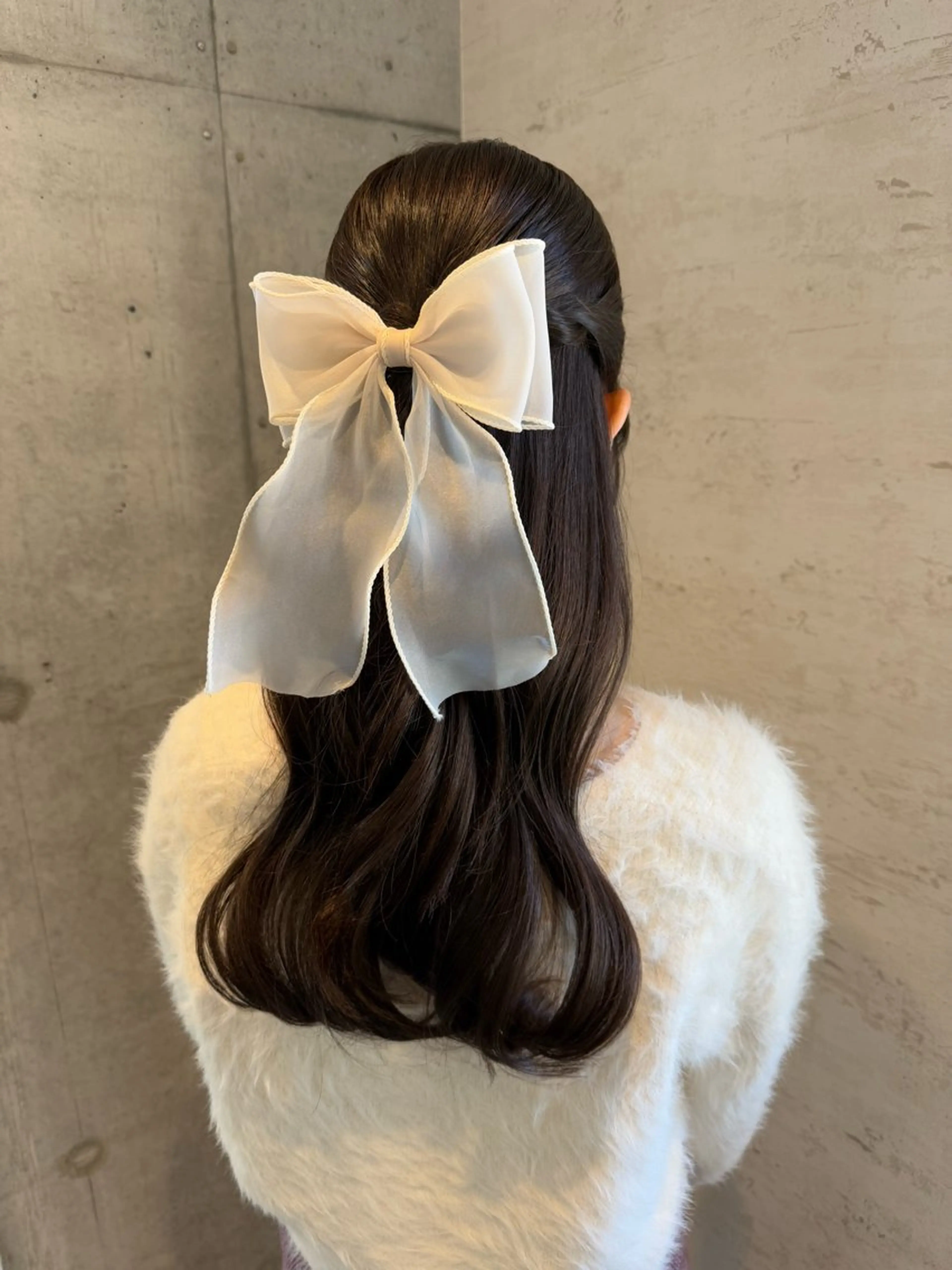 ロング ヘアアレンジ 女性に人気♪ はやしほのかのヘアスタイル
