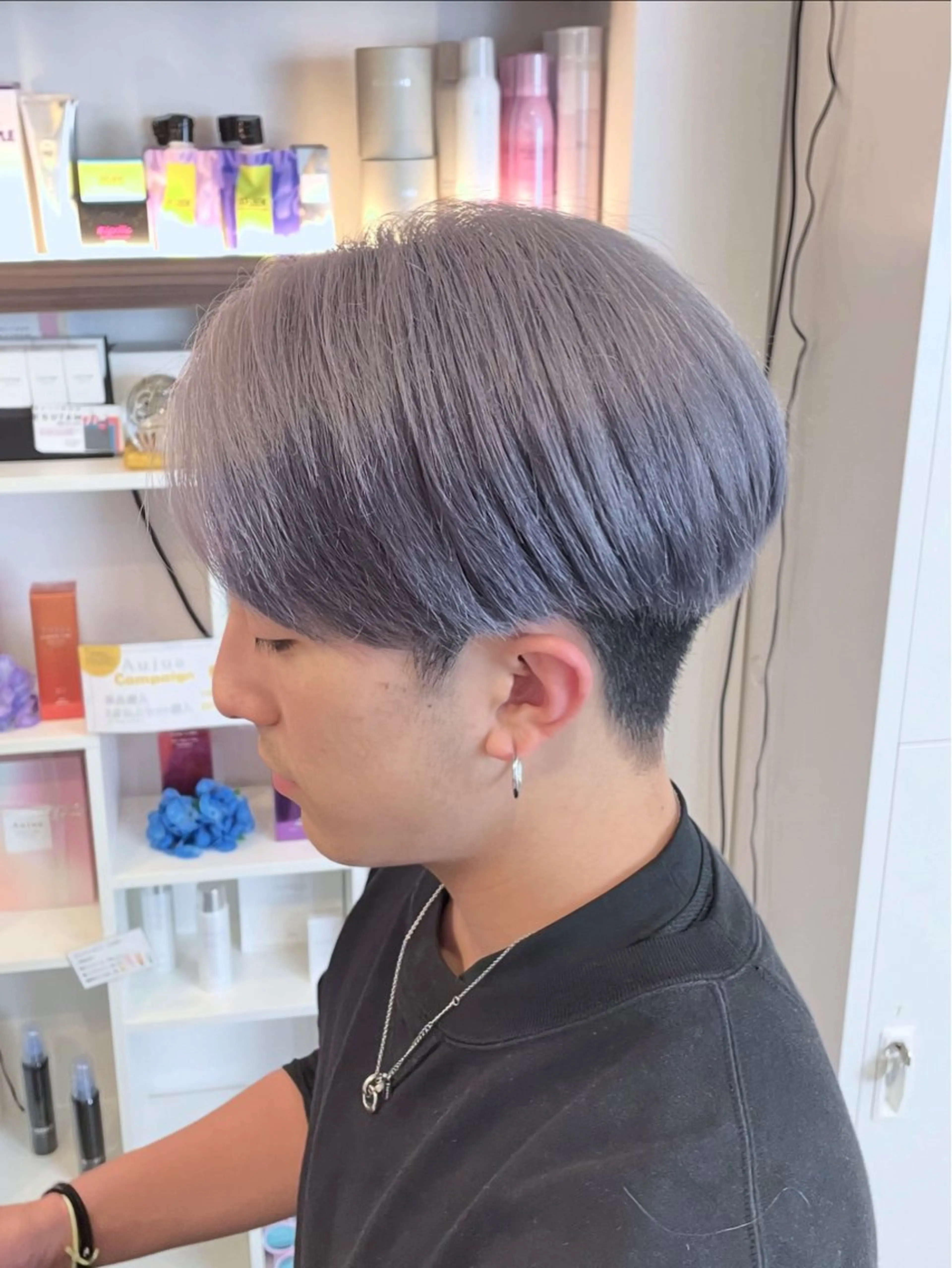 ショート メンズ メンズブリーチ ヘアカラー 川原 飛奈のヘアスタイル