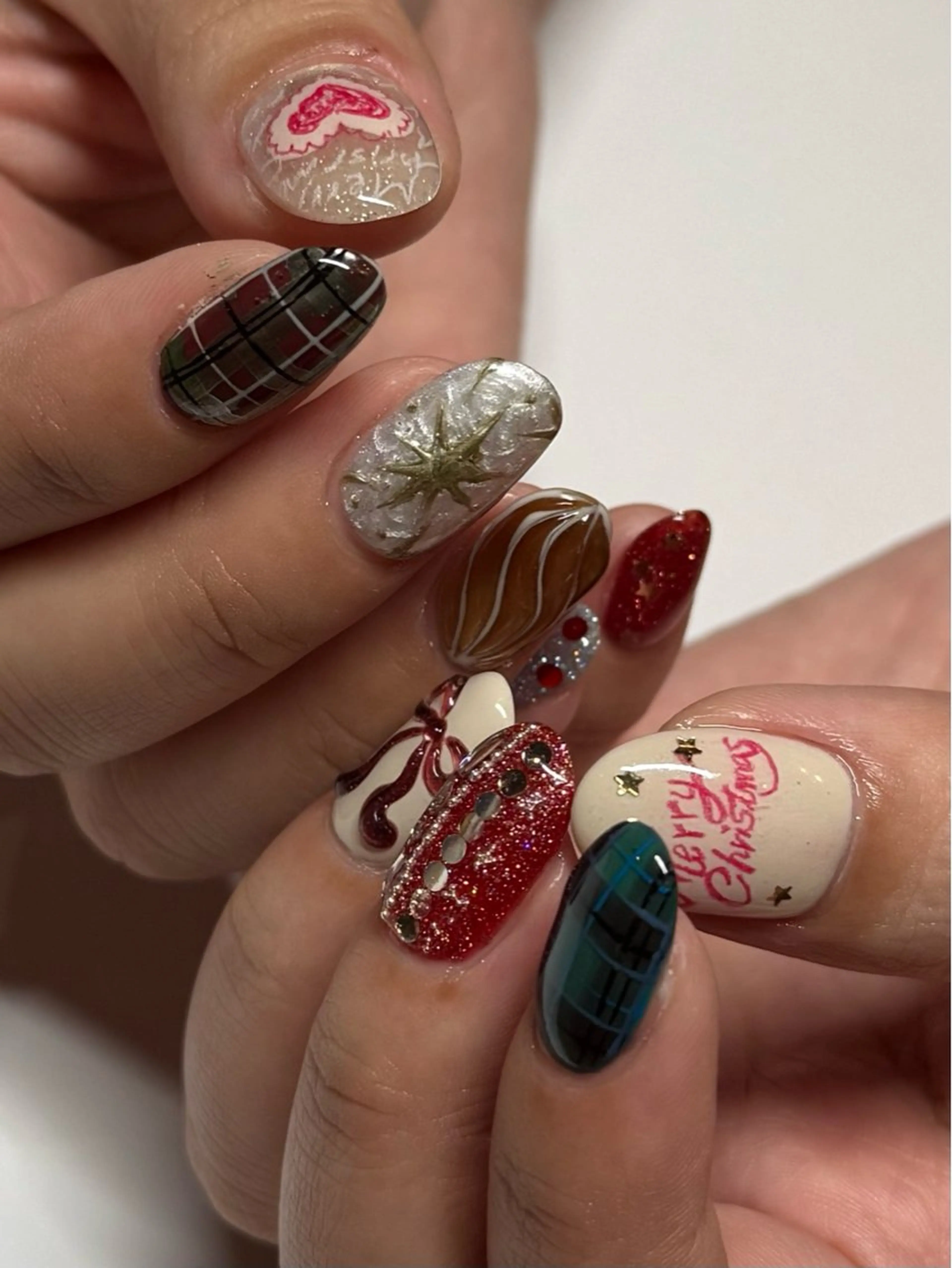 ネイル ハンドネイル 山﨑　美優 / Manonのネイルデザイン