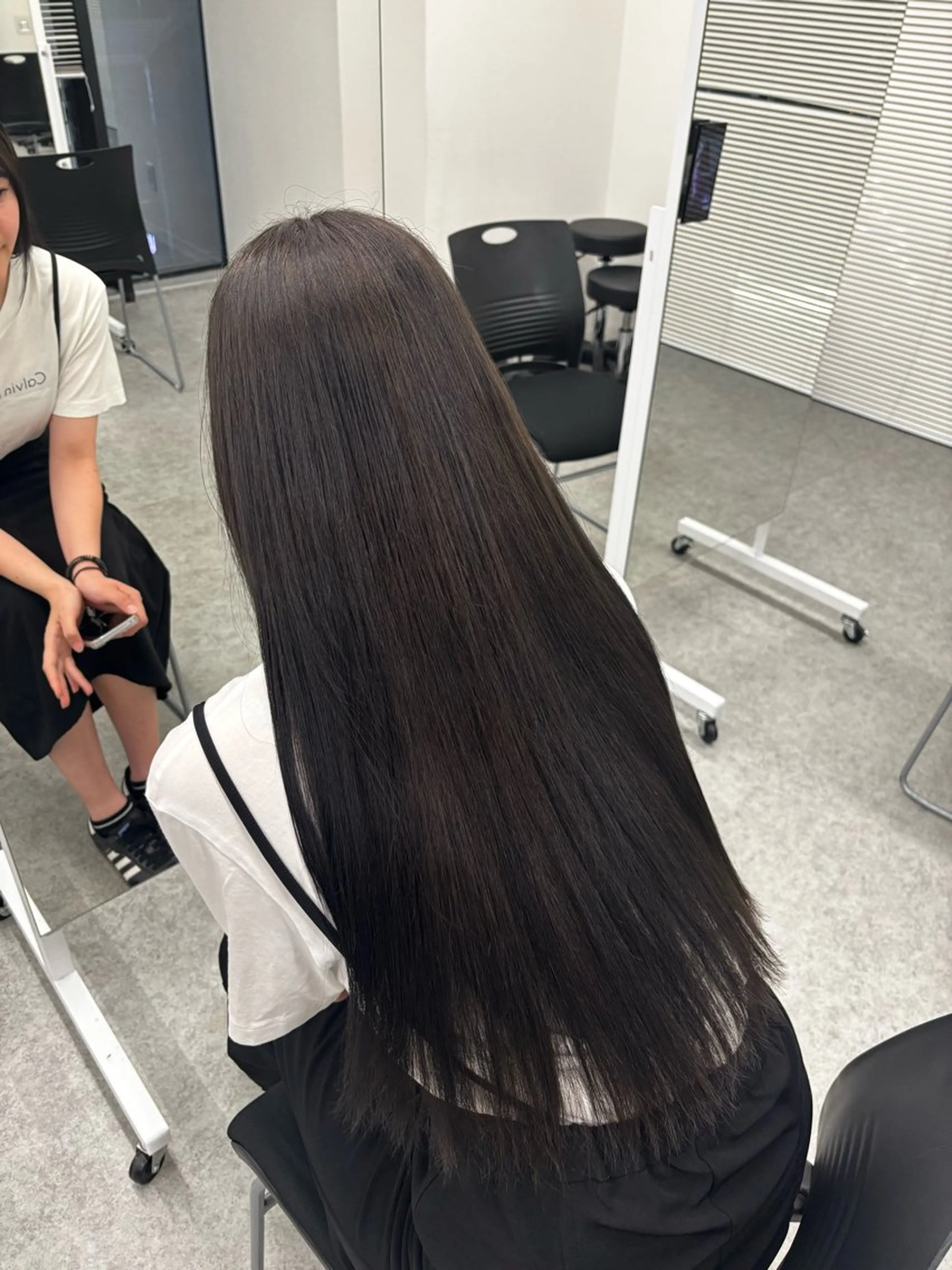 ロング ヘアカラー 寒色カラー🫧 HINAKO💙のヘアスタイル