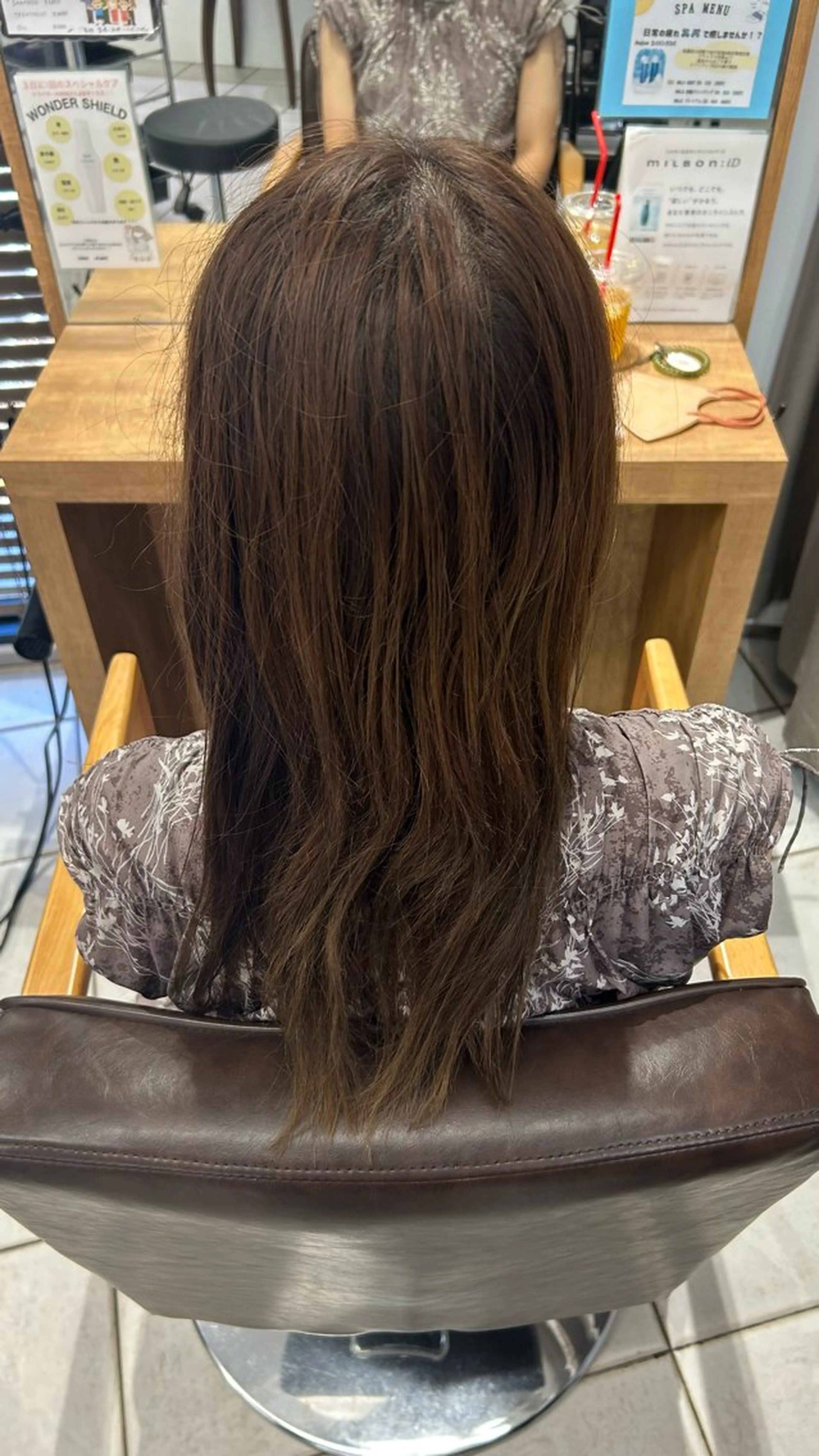 ロング 縮毛矯正 髪質改善／艶髪／ タカハシ セリナのヘアスタイル