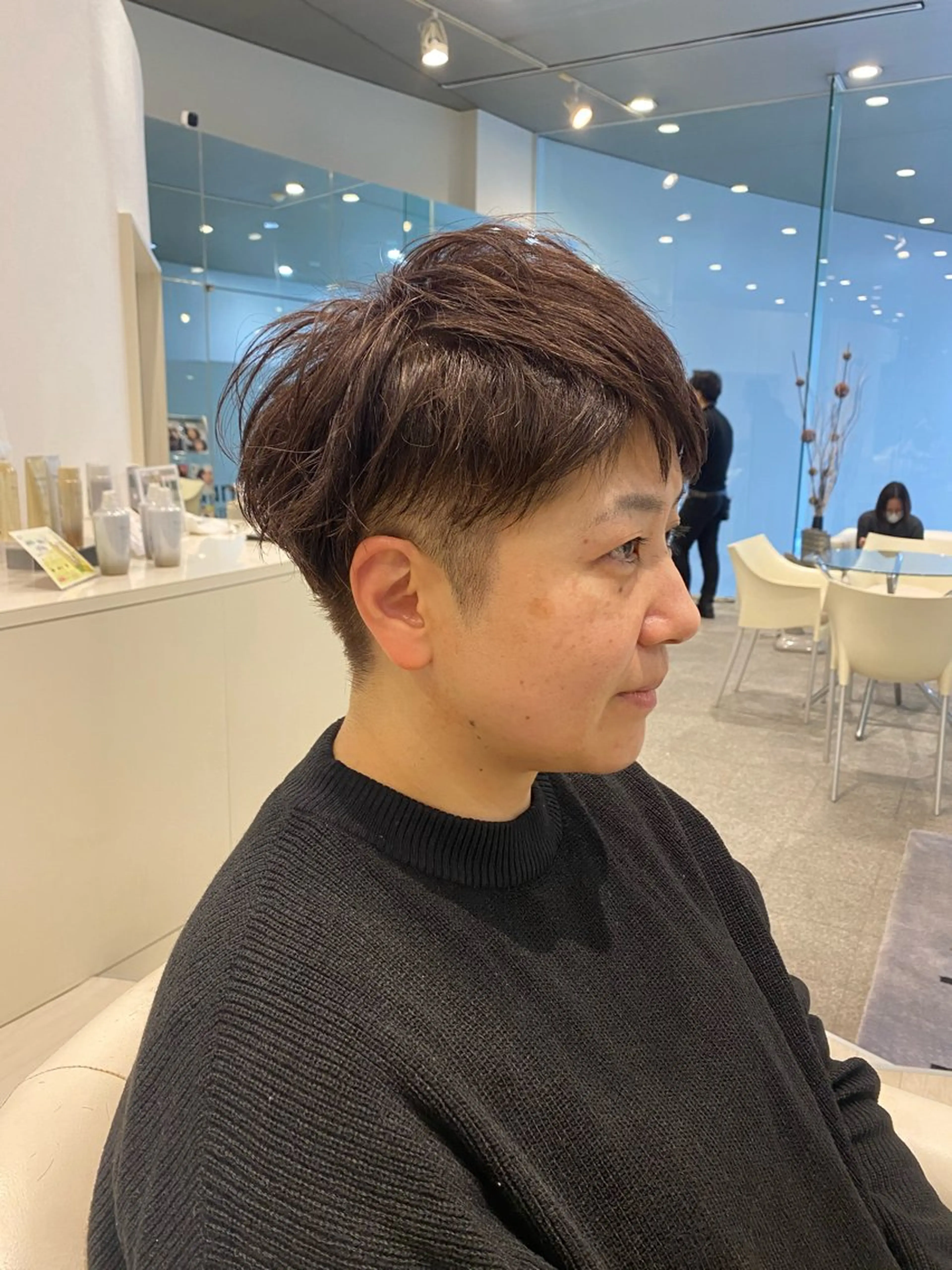 ショート カラー 鈴木 真悠のヘアスタイル