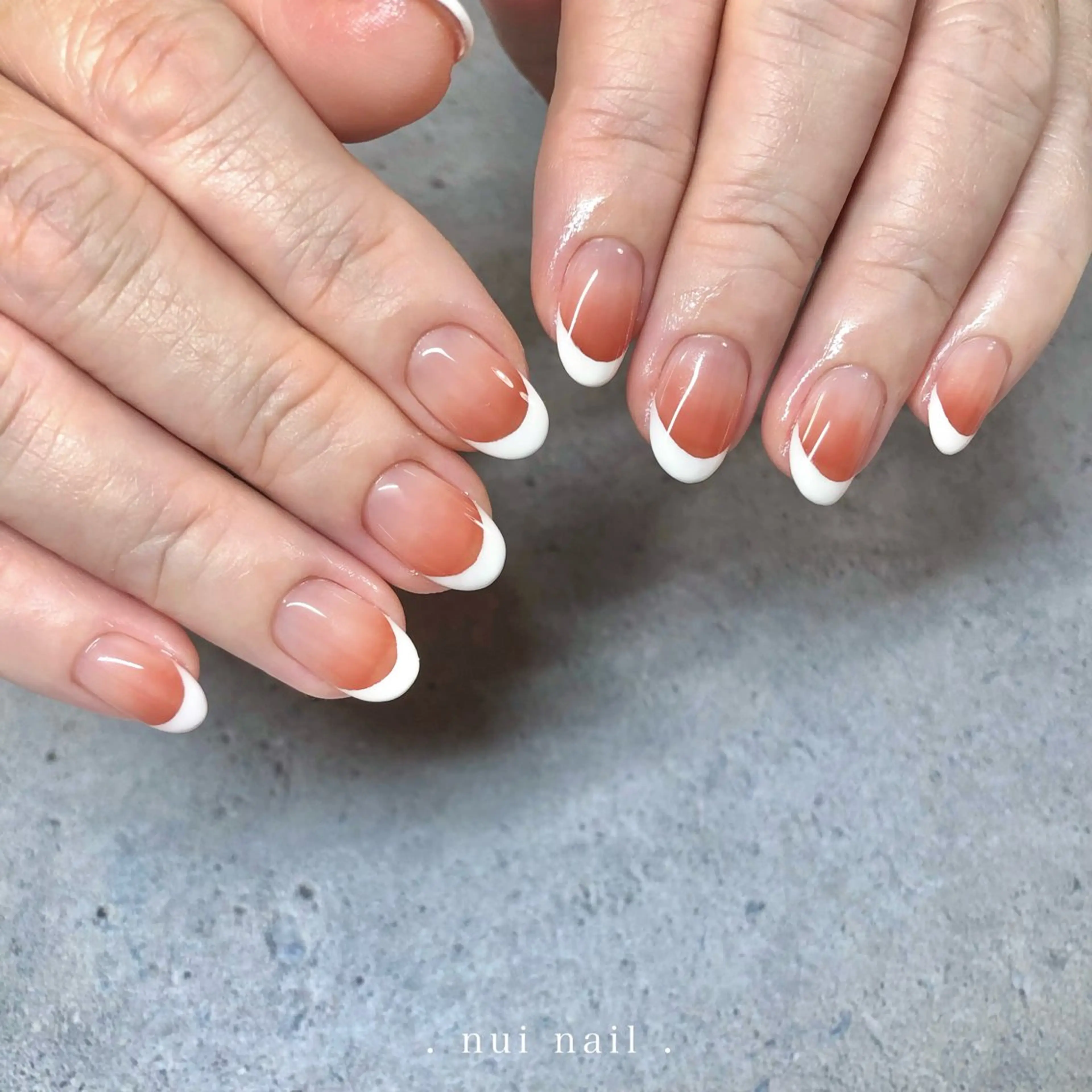 ネイル フレンチネイル グラデーション ハンドネイル nui nailのネイルデザイン
