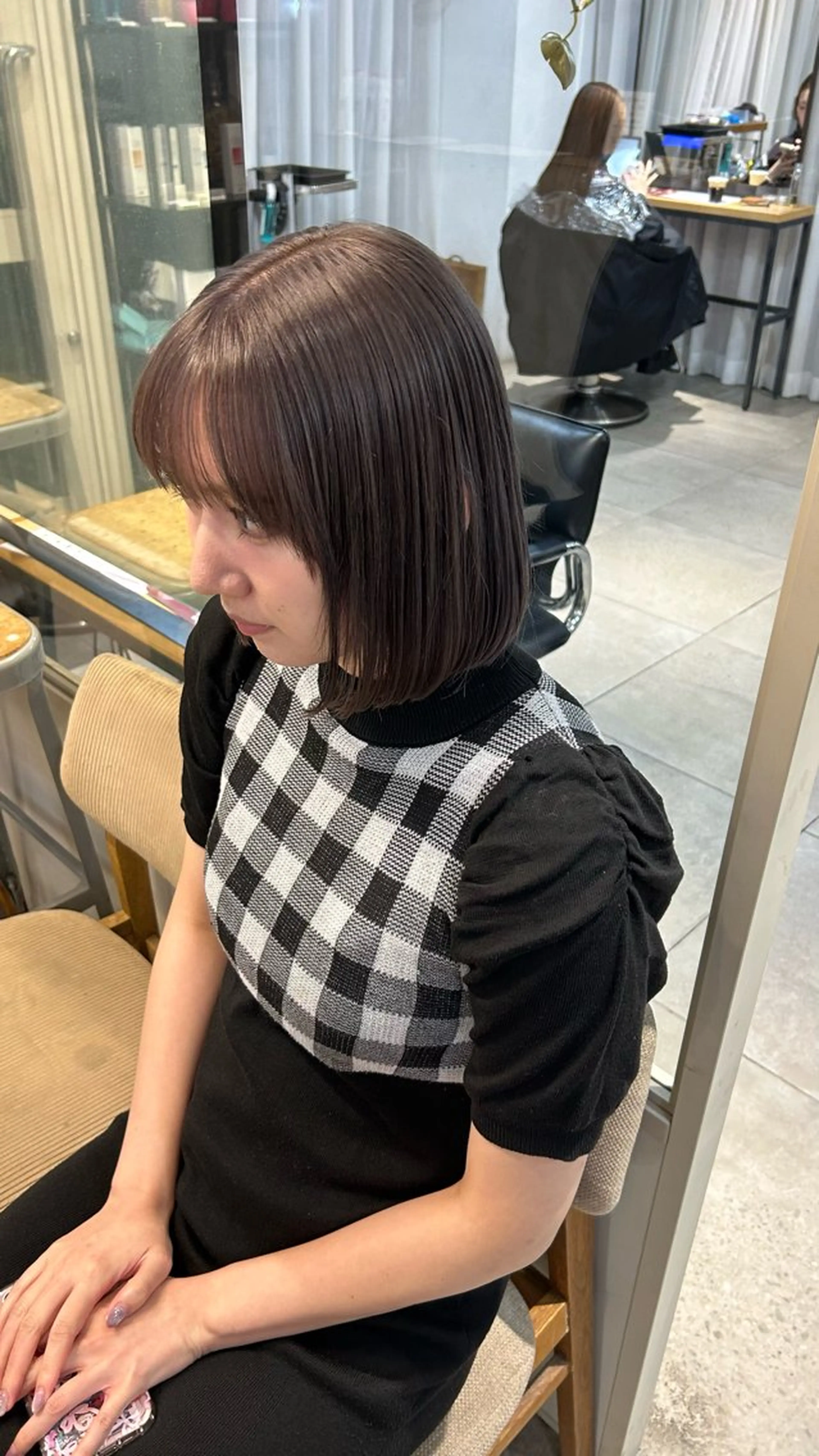 ショート カラー カット ヘアカラー トリートメント Lomalia Moemiのヘアスタイル