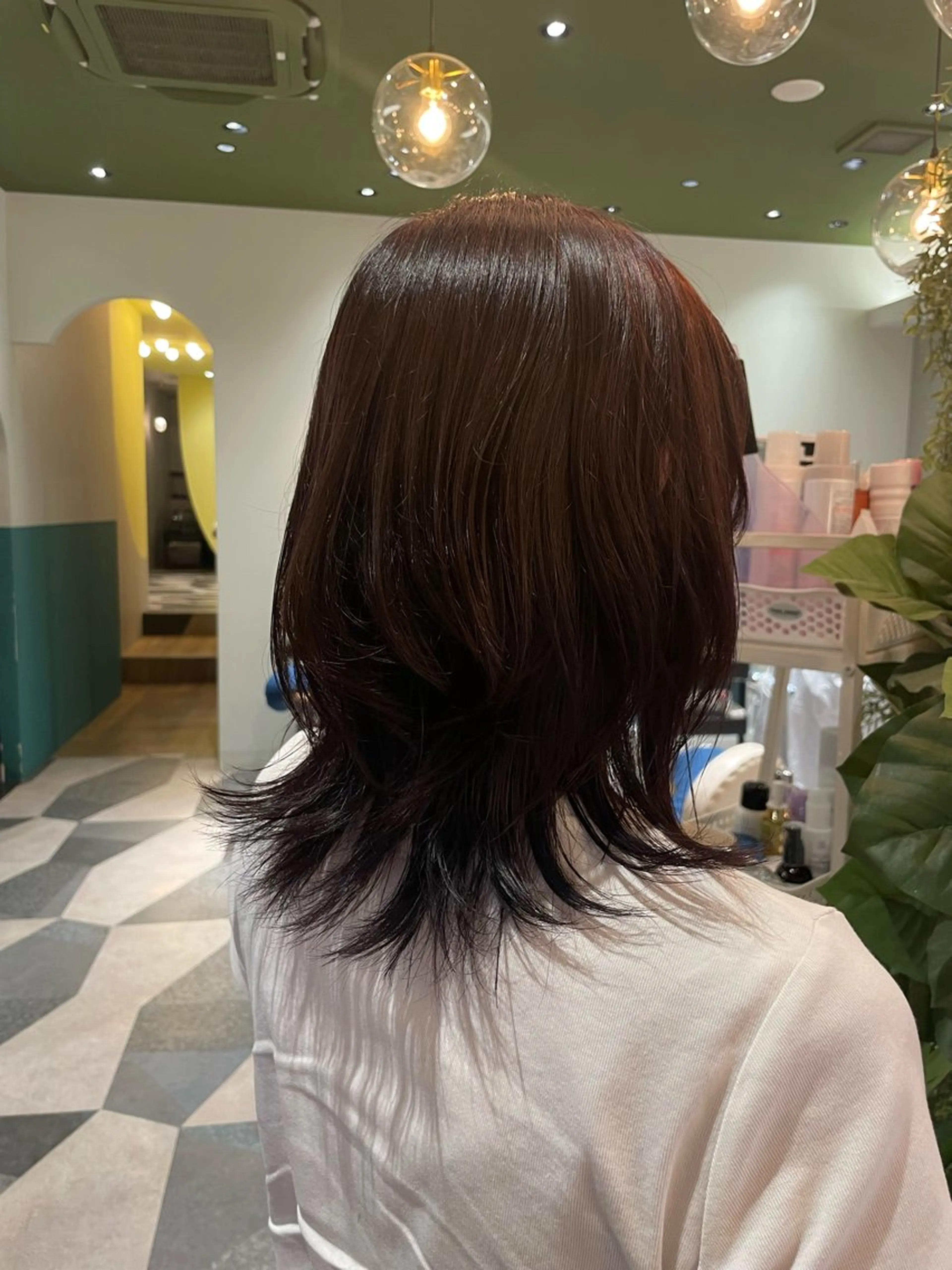 セミロング 内藤 すずなのヘアスタイル