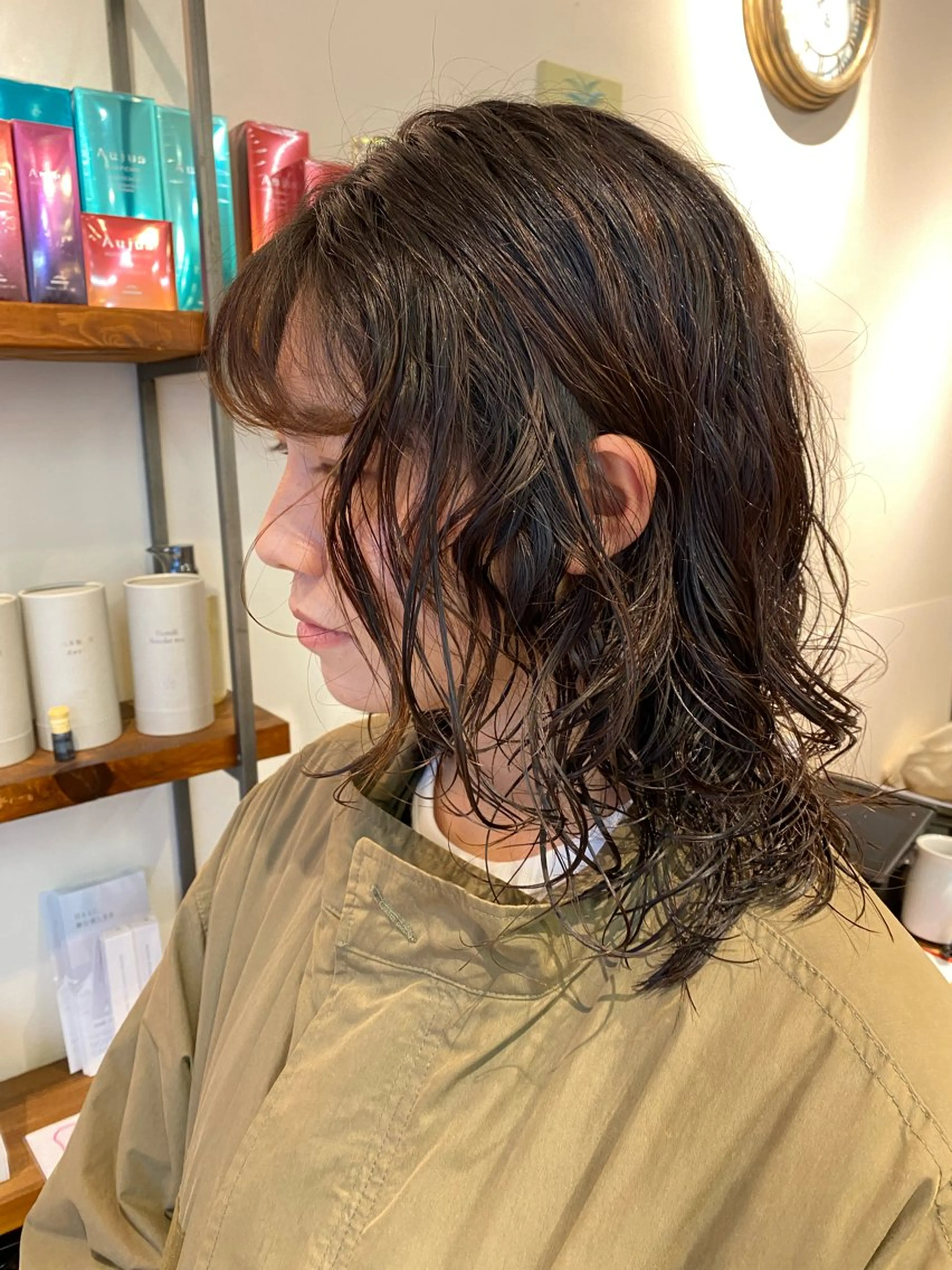 セミロング パーマ カット パーマ ナチュラルヘア🫧 ナナミのヘアスタイル