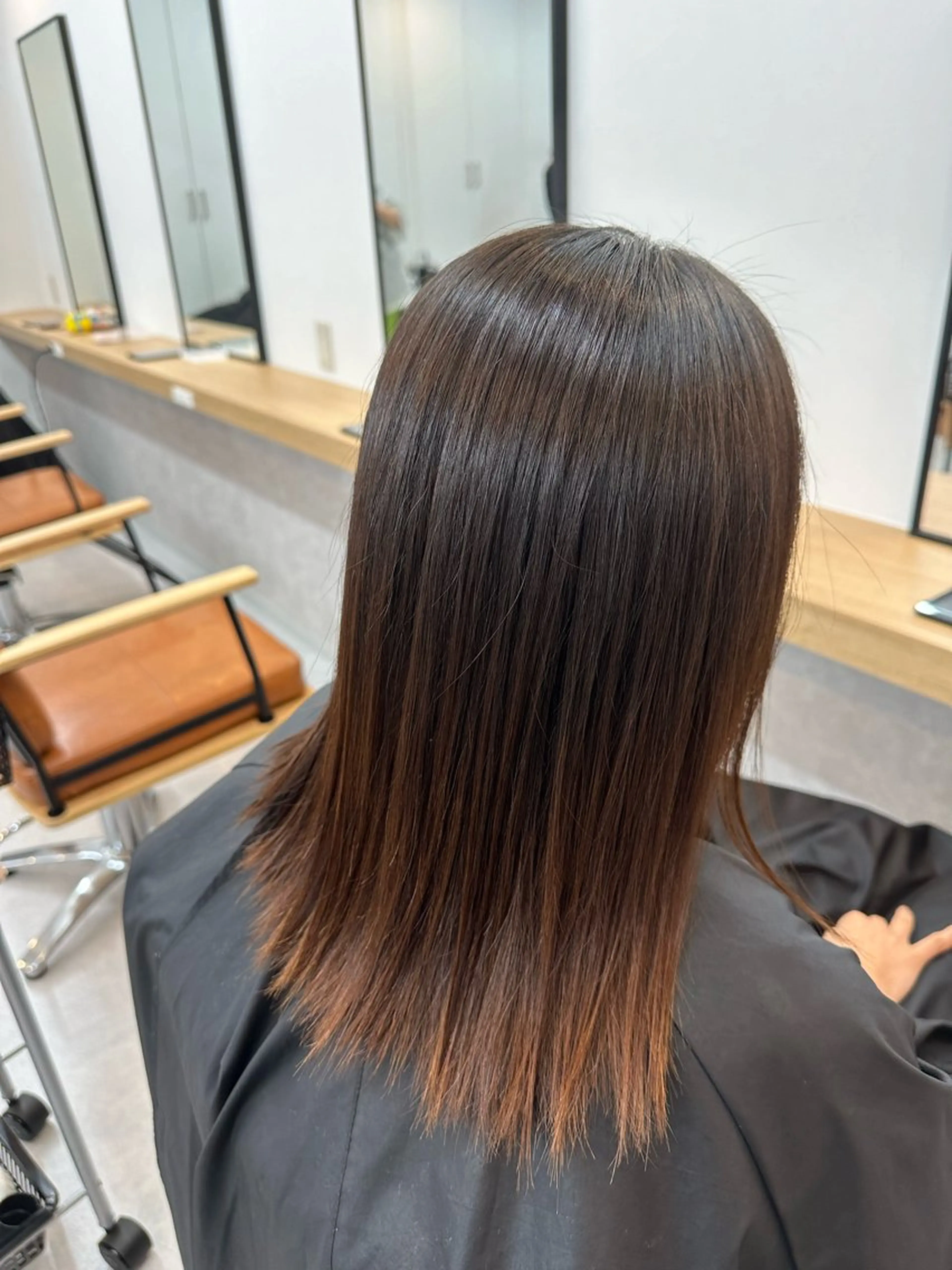 ミディアム 縮毛矯正 グランジュ京橋店所属・石田 頌のヘアスタイル