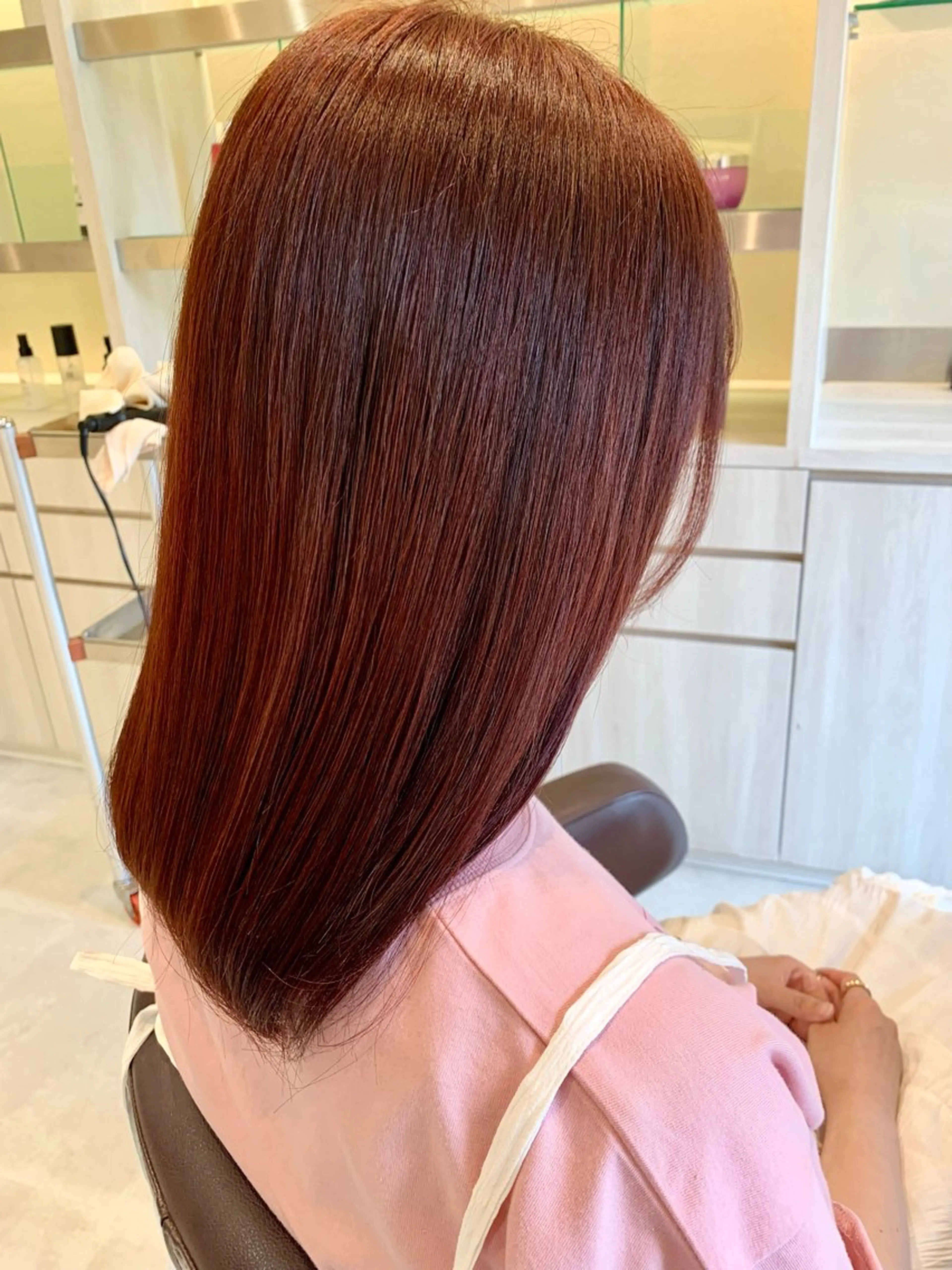 セミロング カラー ブリーチ ボルドーカラー ブリーチなしカラー レッドカラー ヘアカラー トリートメント mulum hair dressing salon所属・yuuki🌷名古屋 栄　ボブ/カラーのヘアスタイル