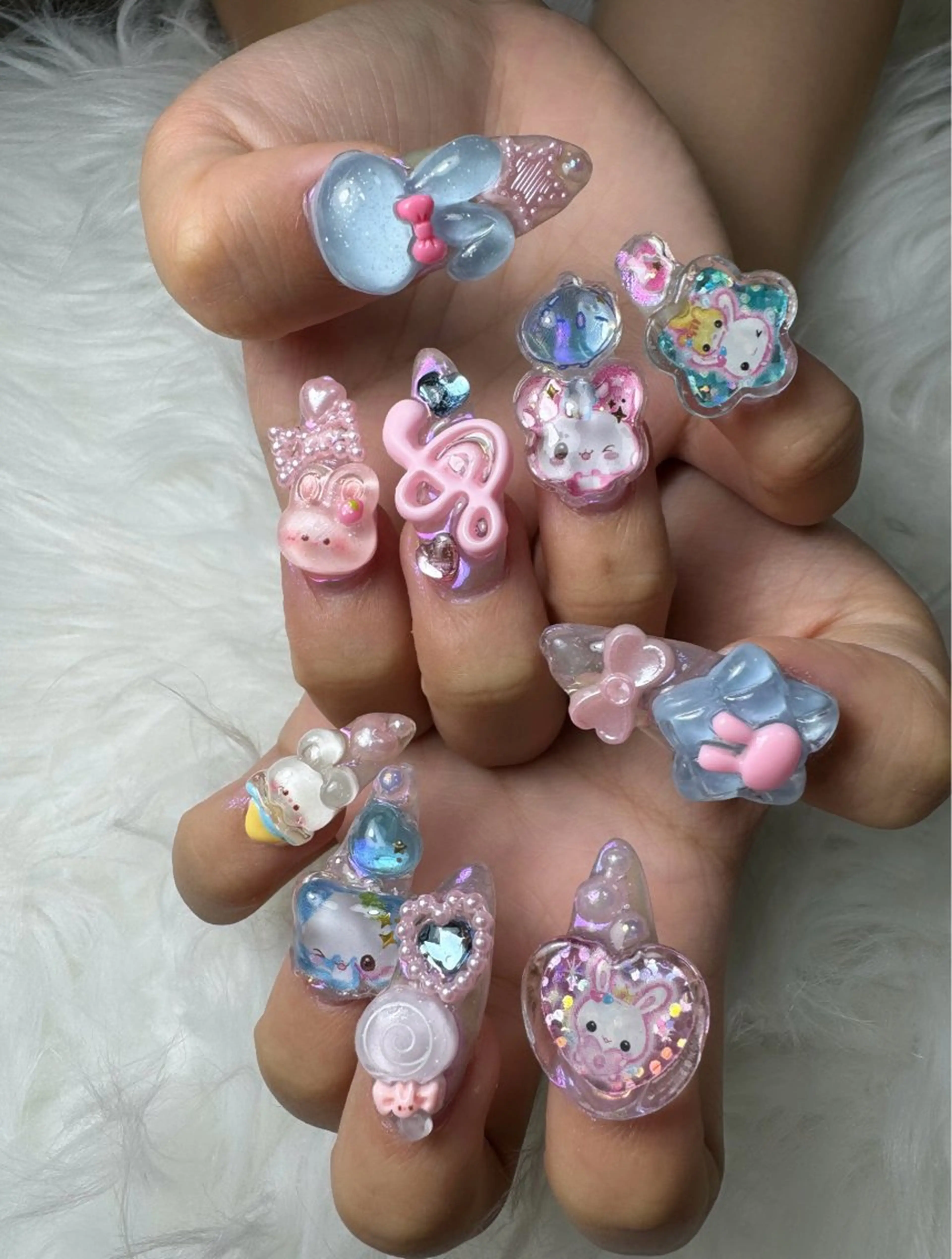 ネイル 長さ出し ジェルネイル 持ち込み パラジェル 夏ネイル ハンドネイル flowers nailのネイルデザイン