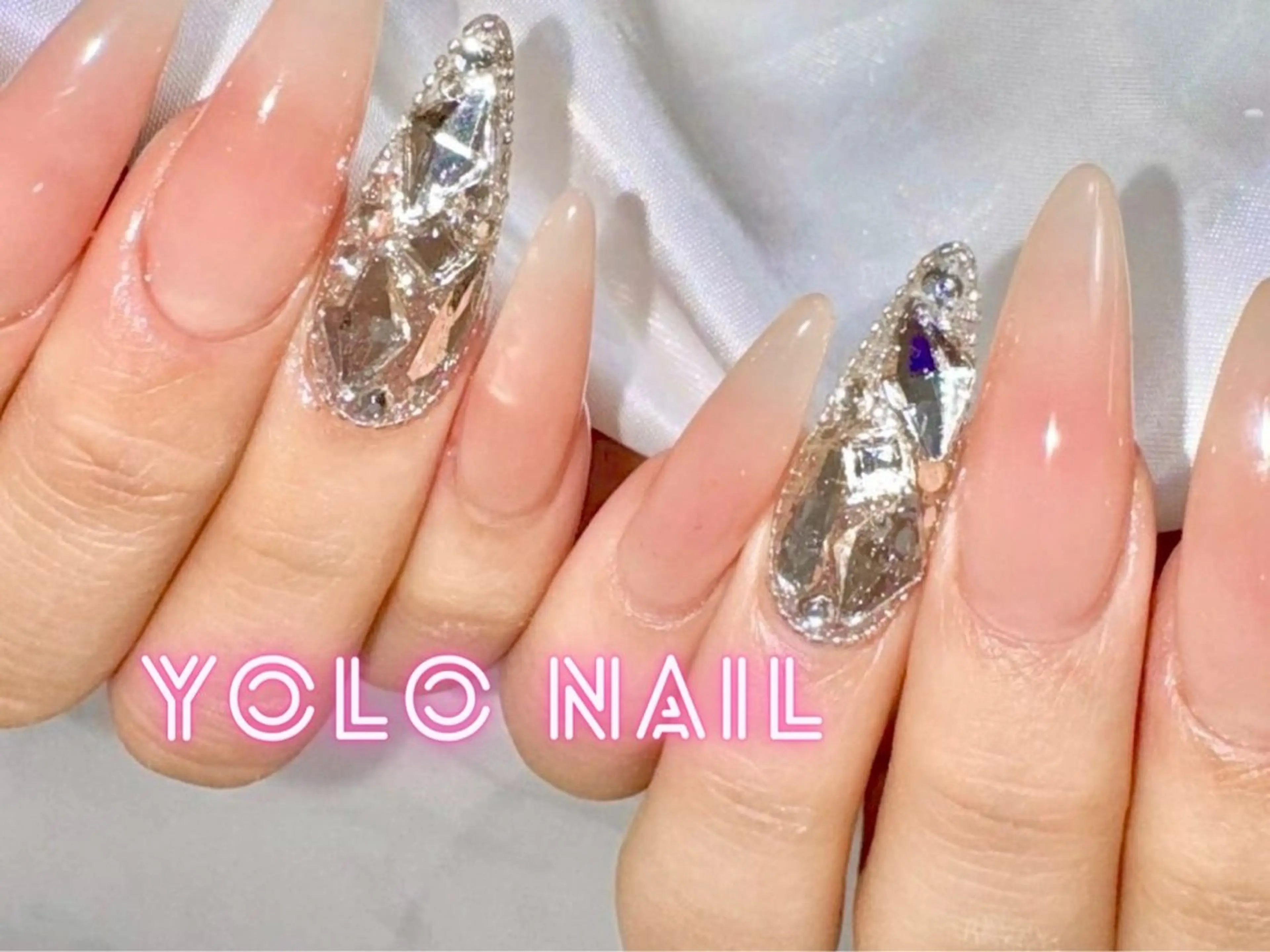 ネイル 持ち込み ハンドネイル YOLONAIL心斎橋店所属・田本 和音のネイルデザイン