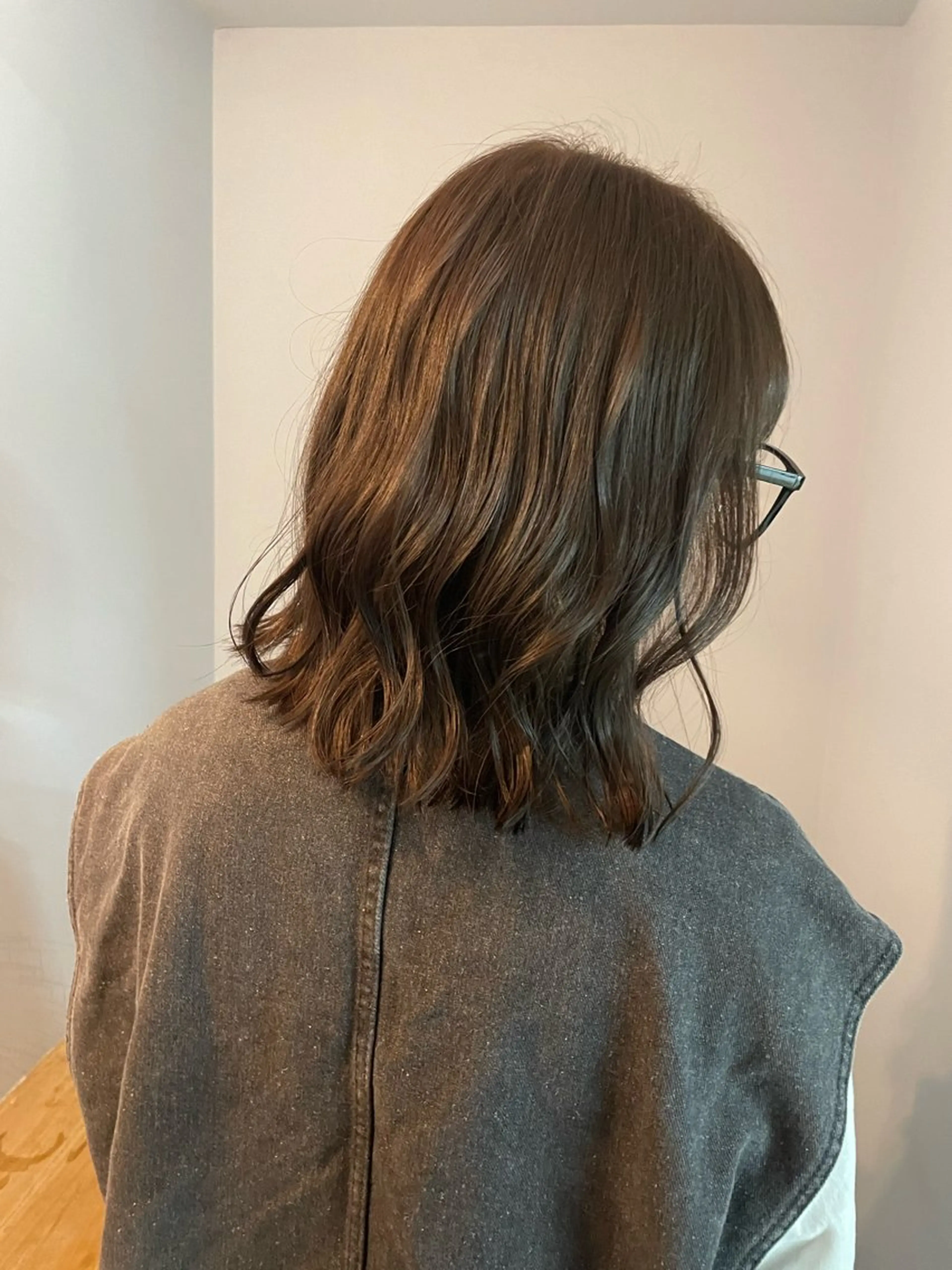 ミディアム カラー ブラウンカラー ヘアカラー トリートメント ブリーチカラー/ ハイトーン/ゆうあのヘアスタイル