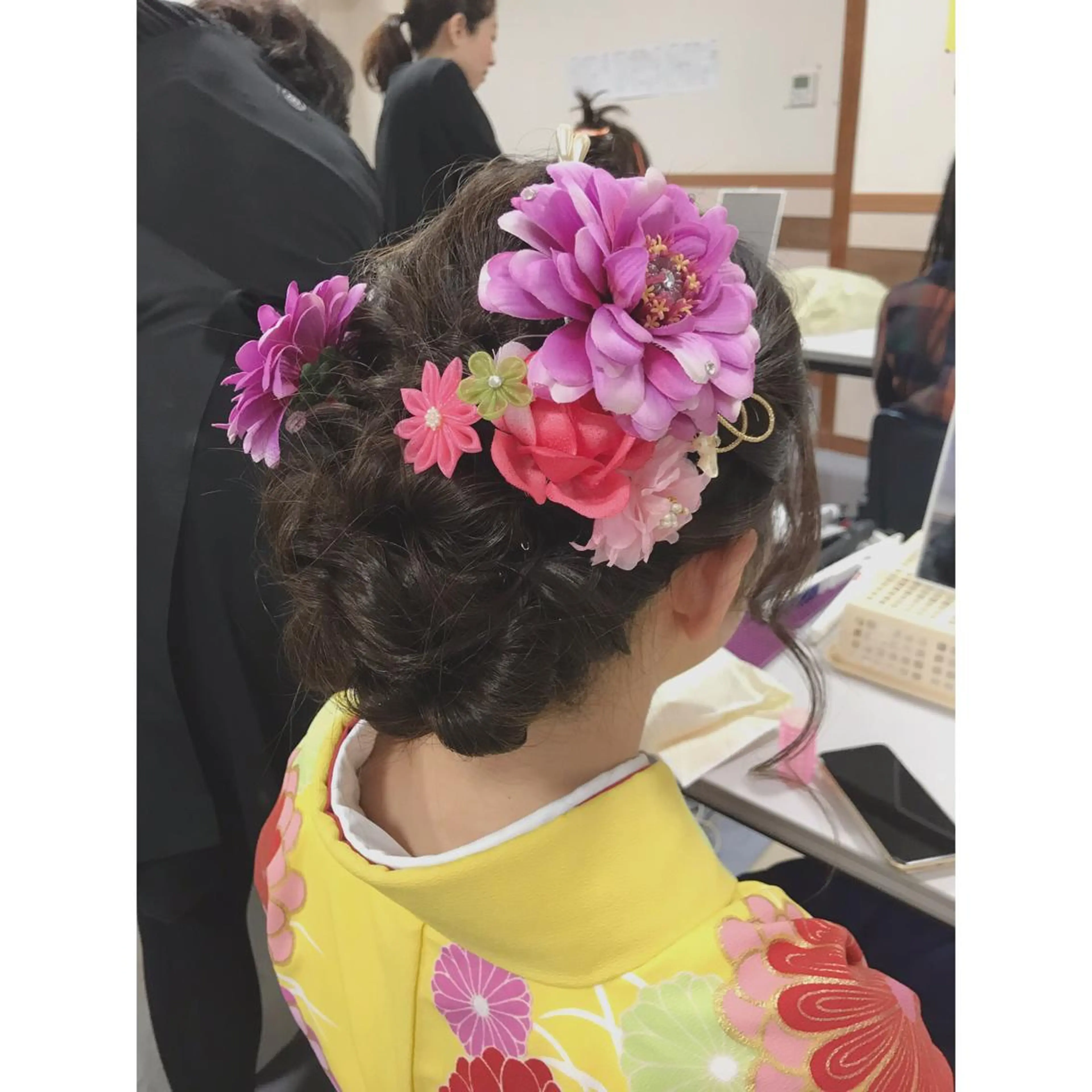 セミロング ヘアアレンジ 着物ヘア corona hairdesign KAZUE MAEDA所属・マエダ　カズエ🫶 coronahairのヘアスタイル