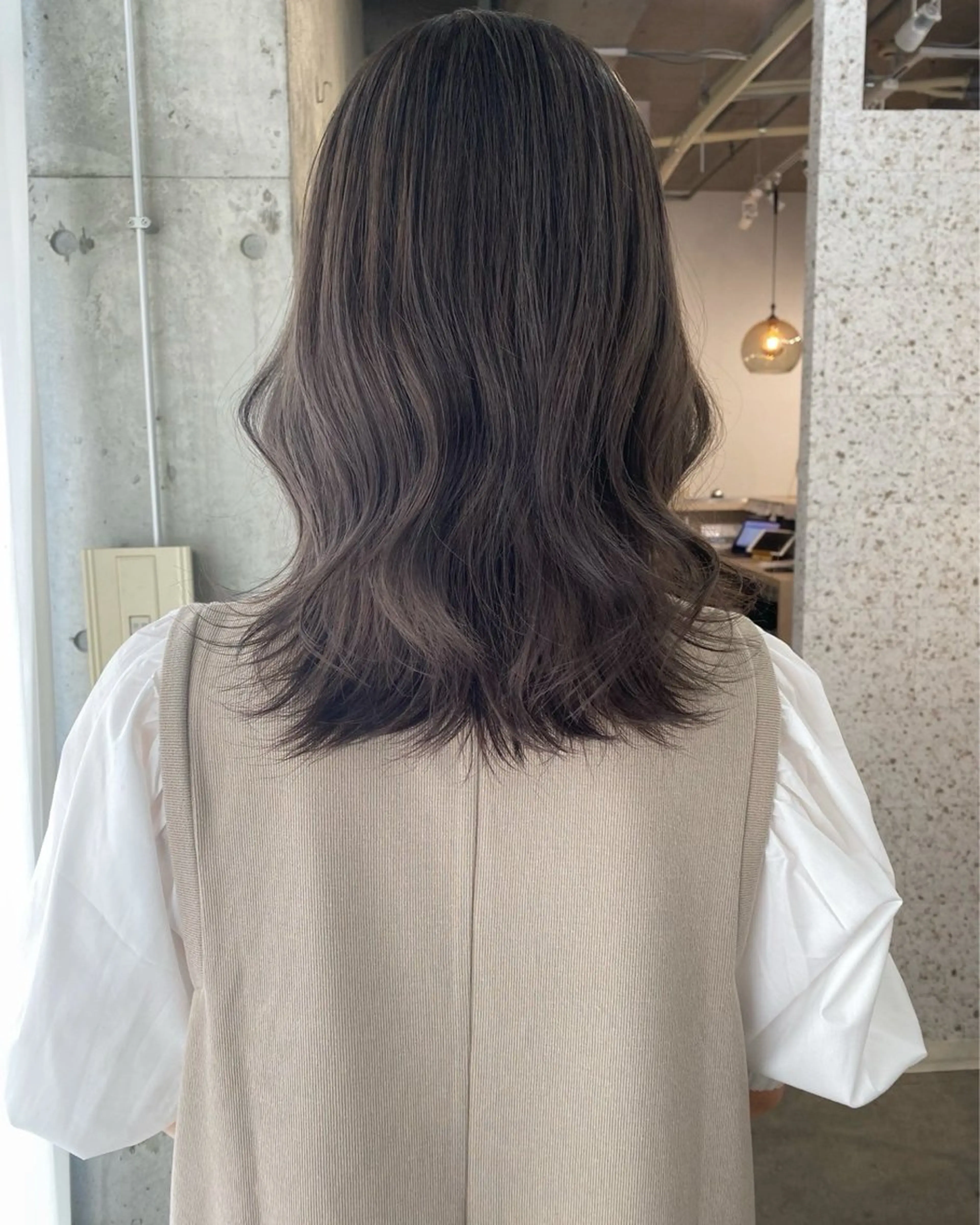 ミディアム カラー ベージュカラー ブリーチ ケアブリーチ ダブルカラー グレージュ ヘアカラー lani 天神大名/ブリーチのヘアスタイル