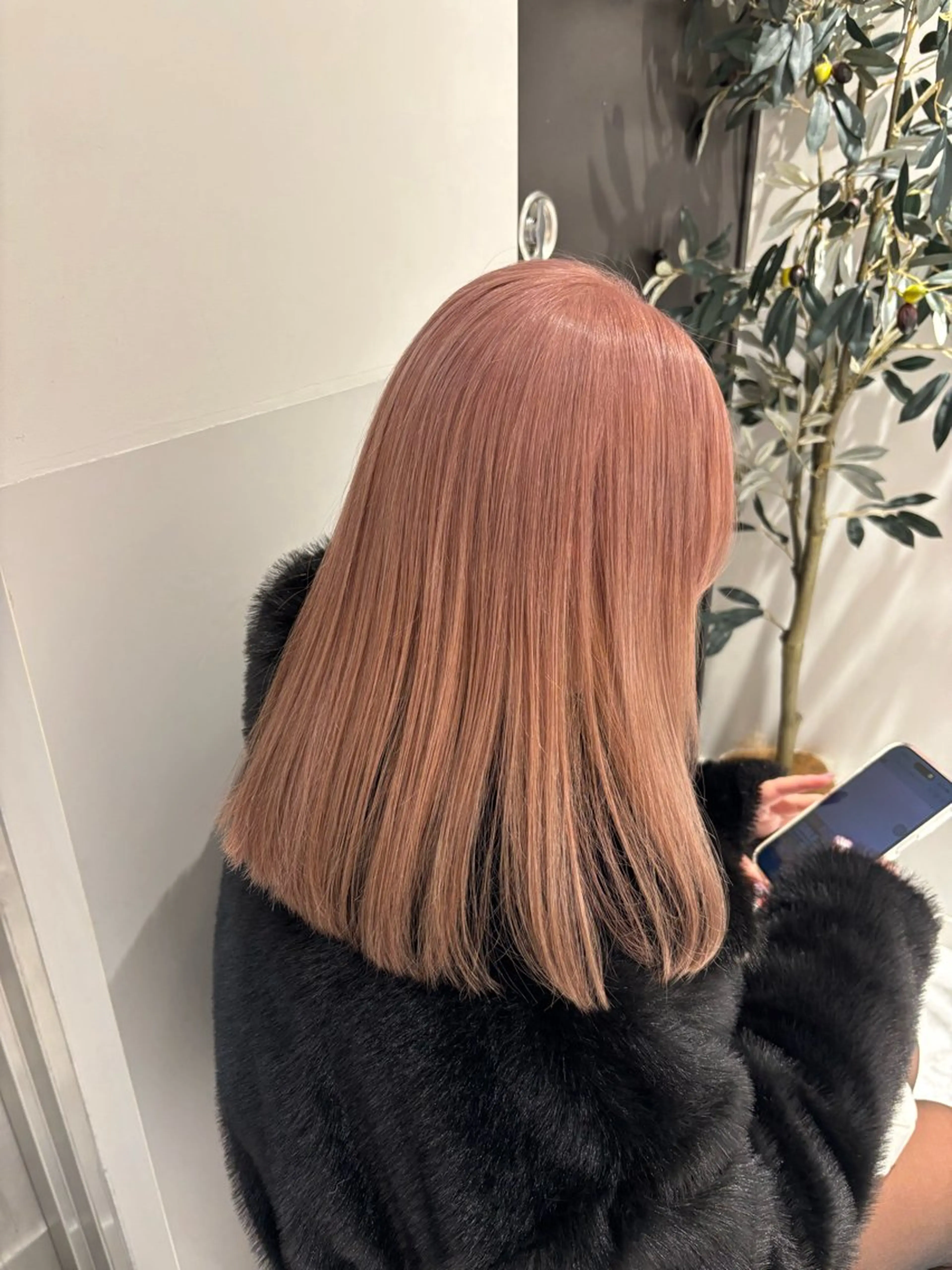 ミディアム カット ヘアカラー トリートメント aoi ♡グレージュ ・ベージュカラーのヘアスタイル