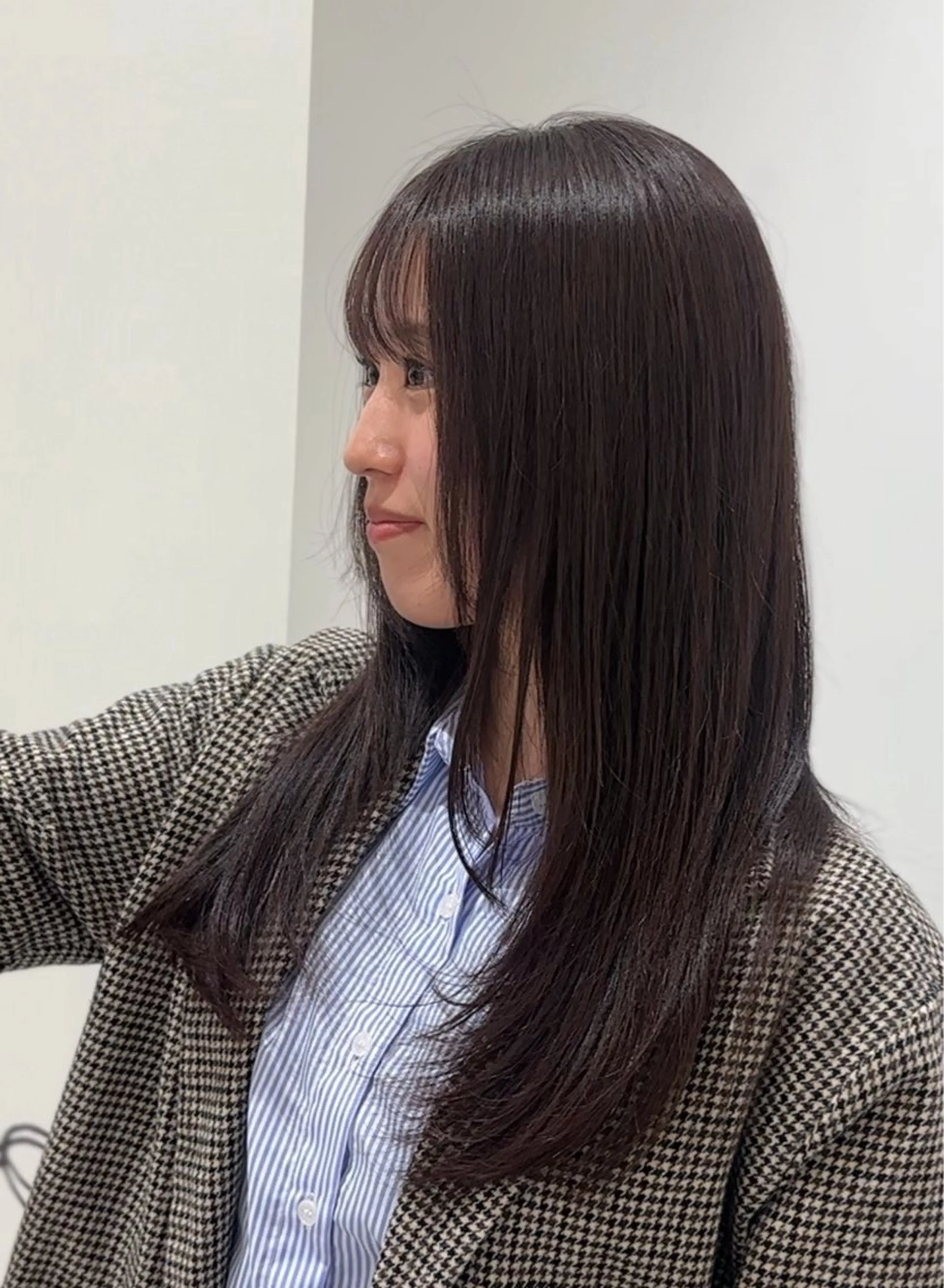セミロング 顔まわりレイヤー 顔周りカット レイヤーカット カット ヘアカラー トリートメント こうた/髪質改善 ストレート/ヘアケアのヘアスタイル