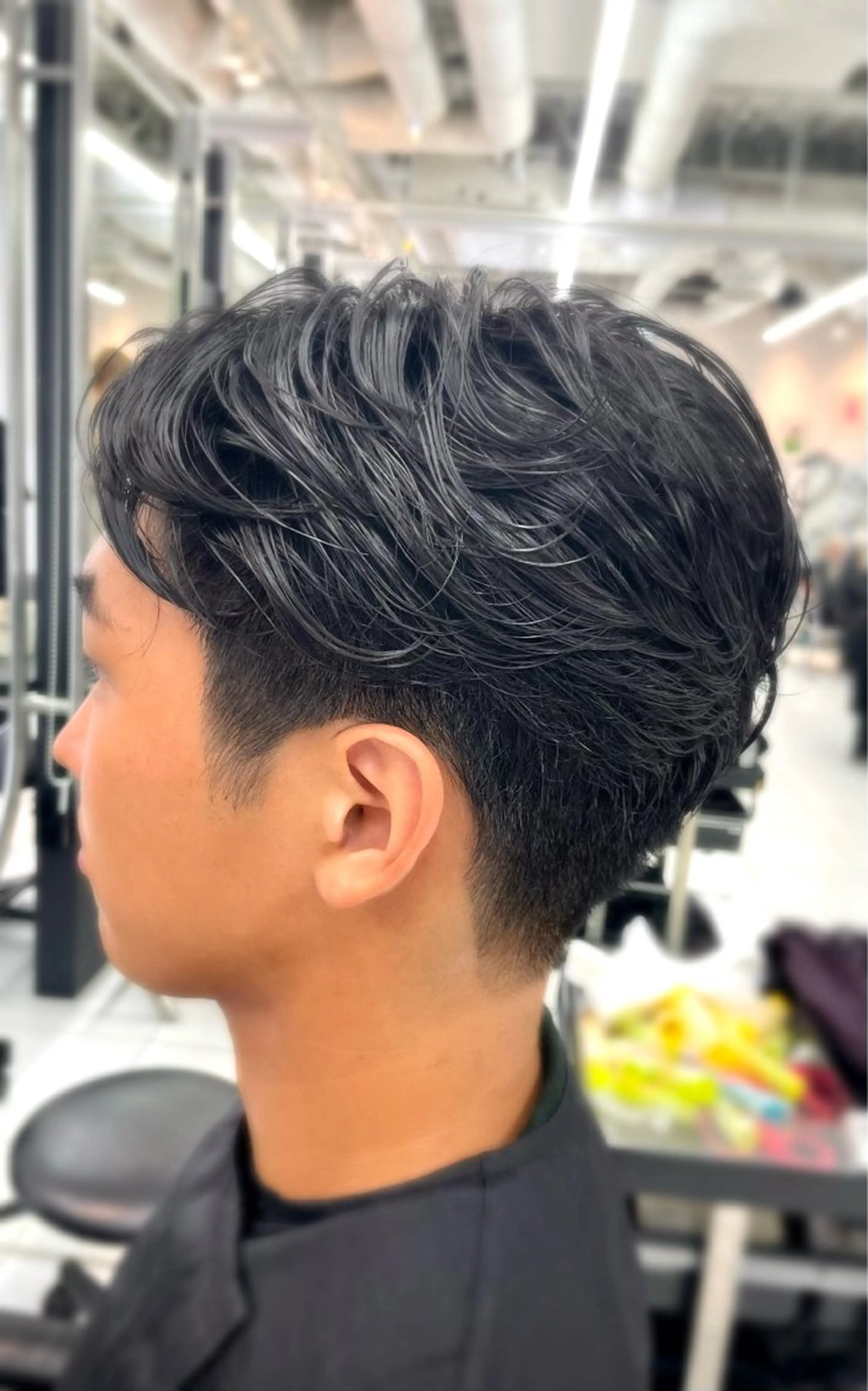 ショート パーマ メンズ センターパート メンズパーマ ニュアンスパーマ 無料カットモデル募集 /　 Juanのヘアスタイル