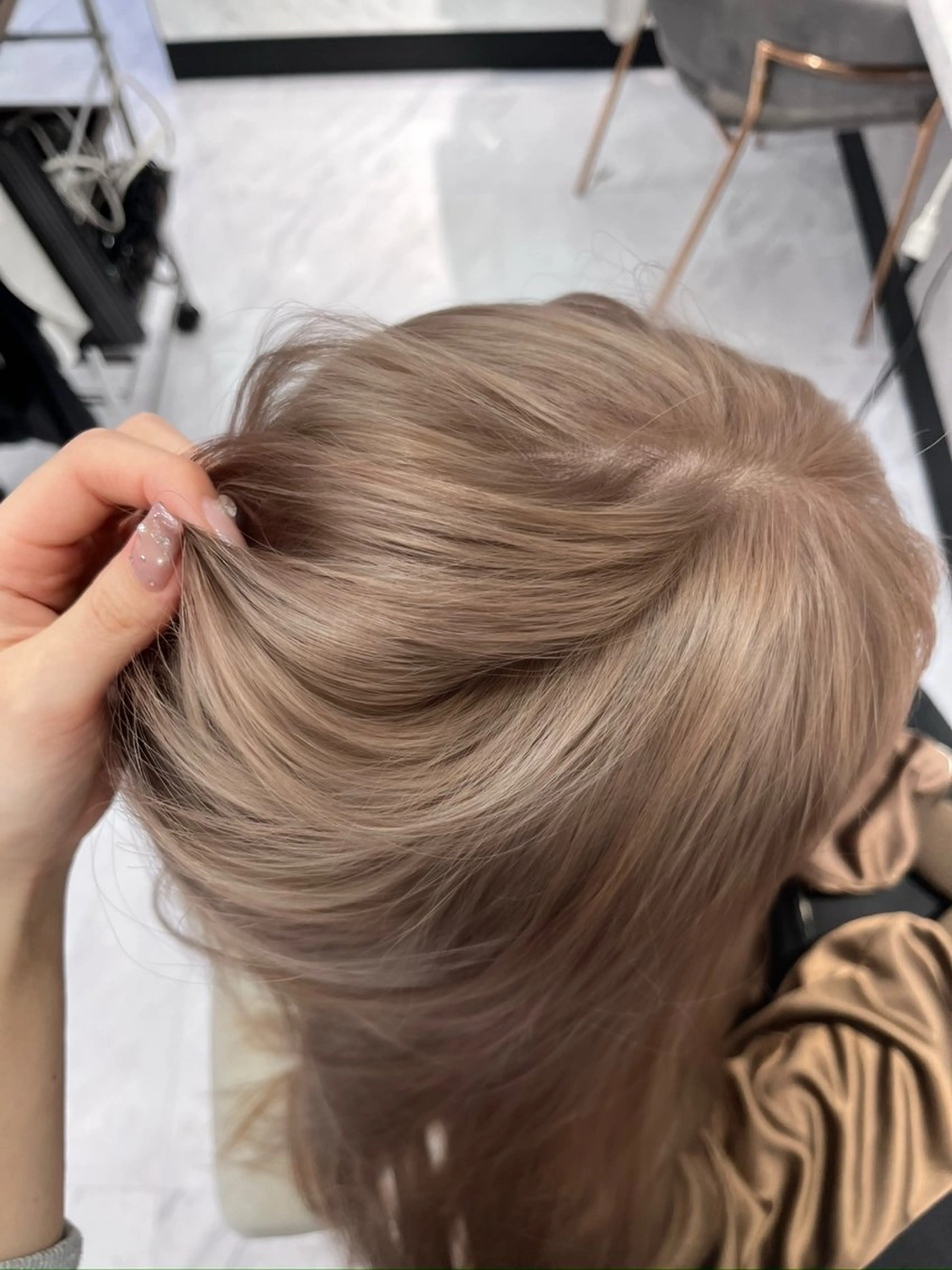 ロング カラー ブリーチ ケアブリーチ ケアカラー トリートメント chii /xenaのヘアスタイル