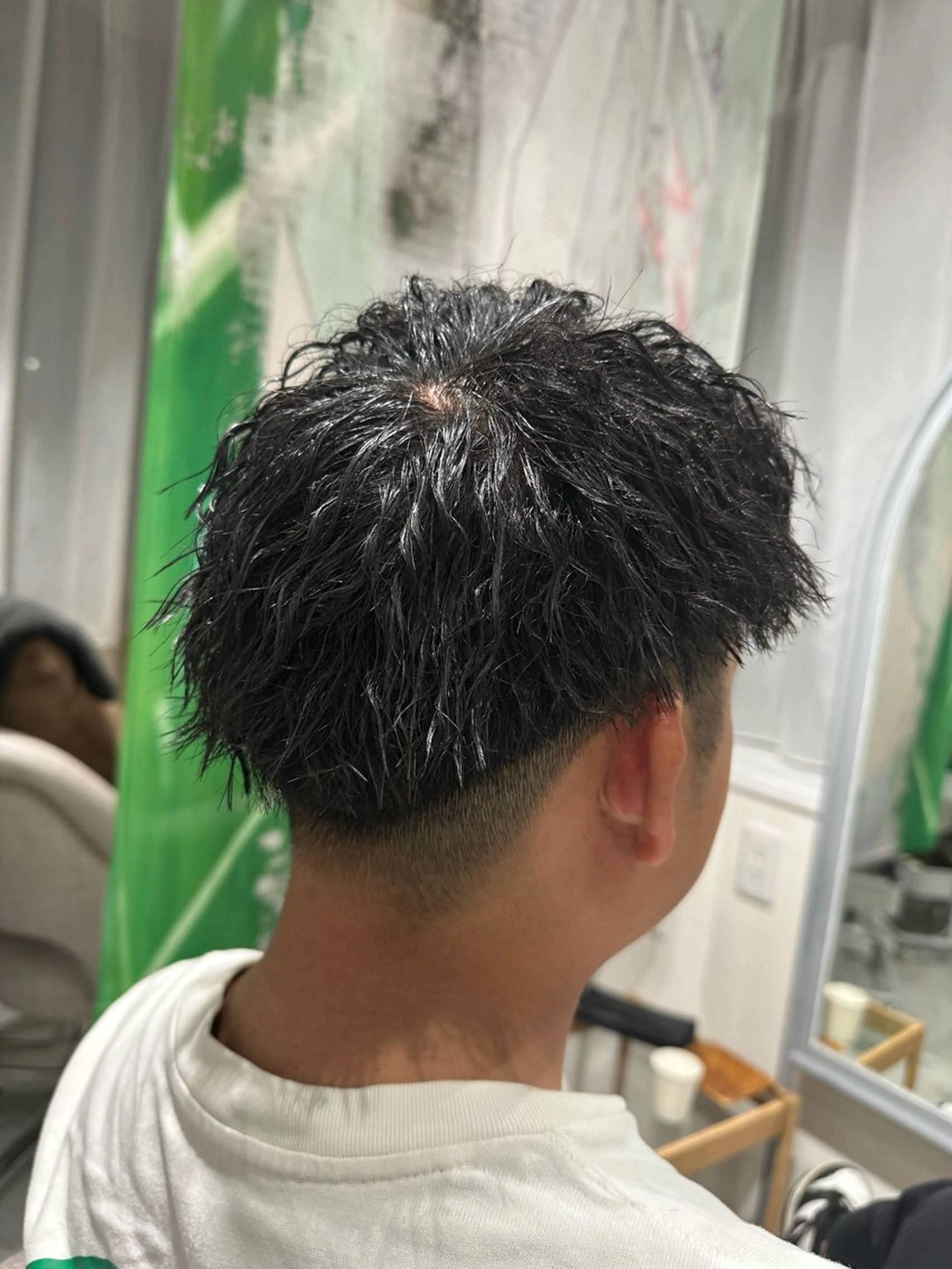 パーマ メンズ メンズパーマ メンズツイストパーマ 波巻きパーマ ツイストパーマ カット パーマ トリートメント メンズ支持率No.1 メンズ特化/三木田のヘアスタイル