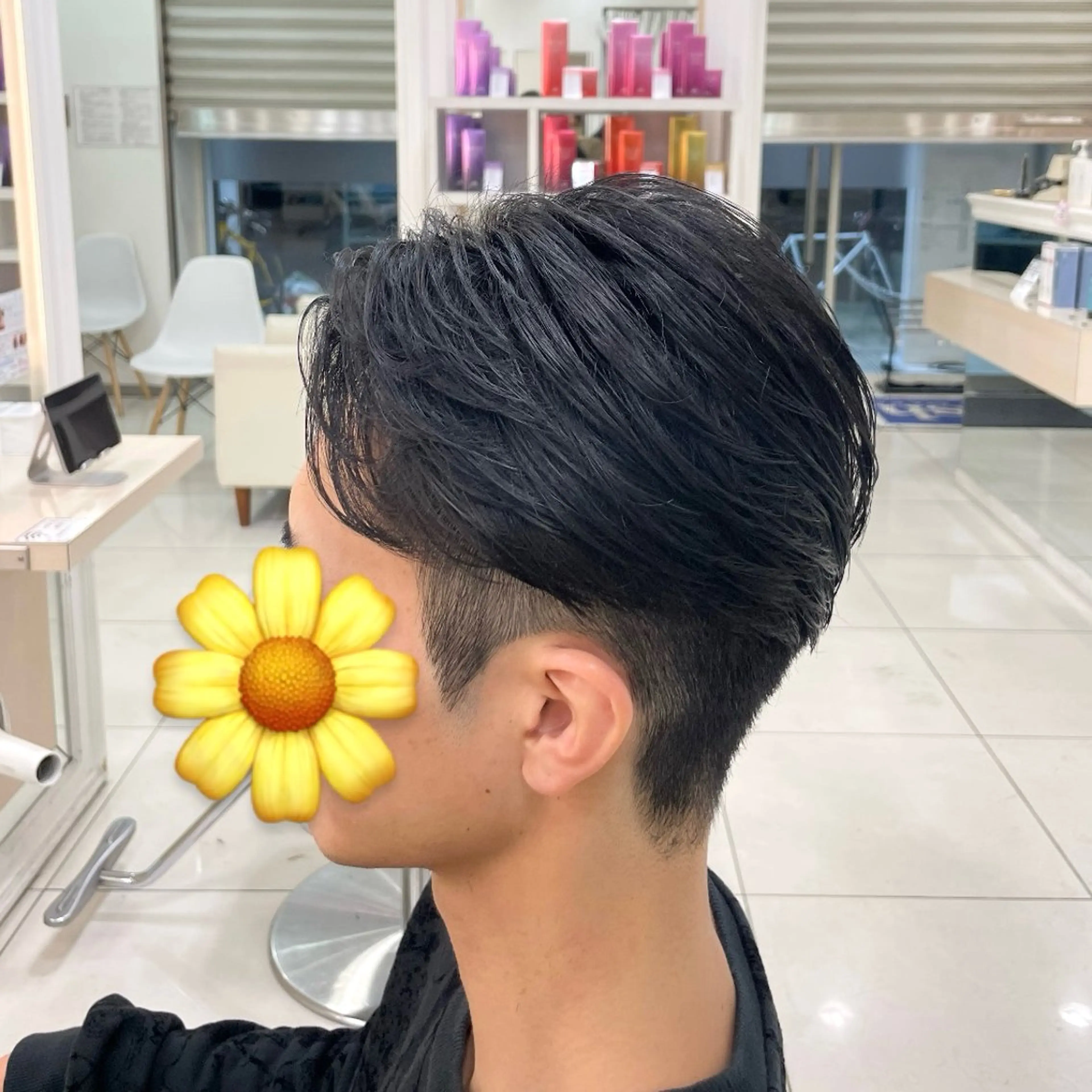 メンズ 崎山 紗吏のヘアスタイル